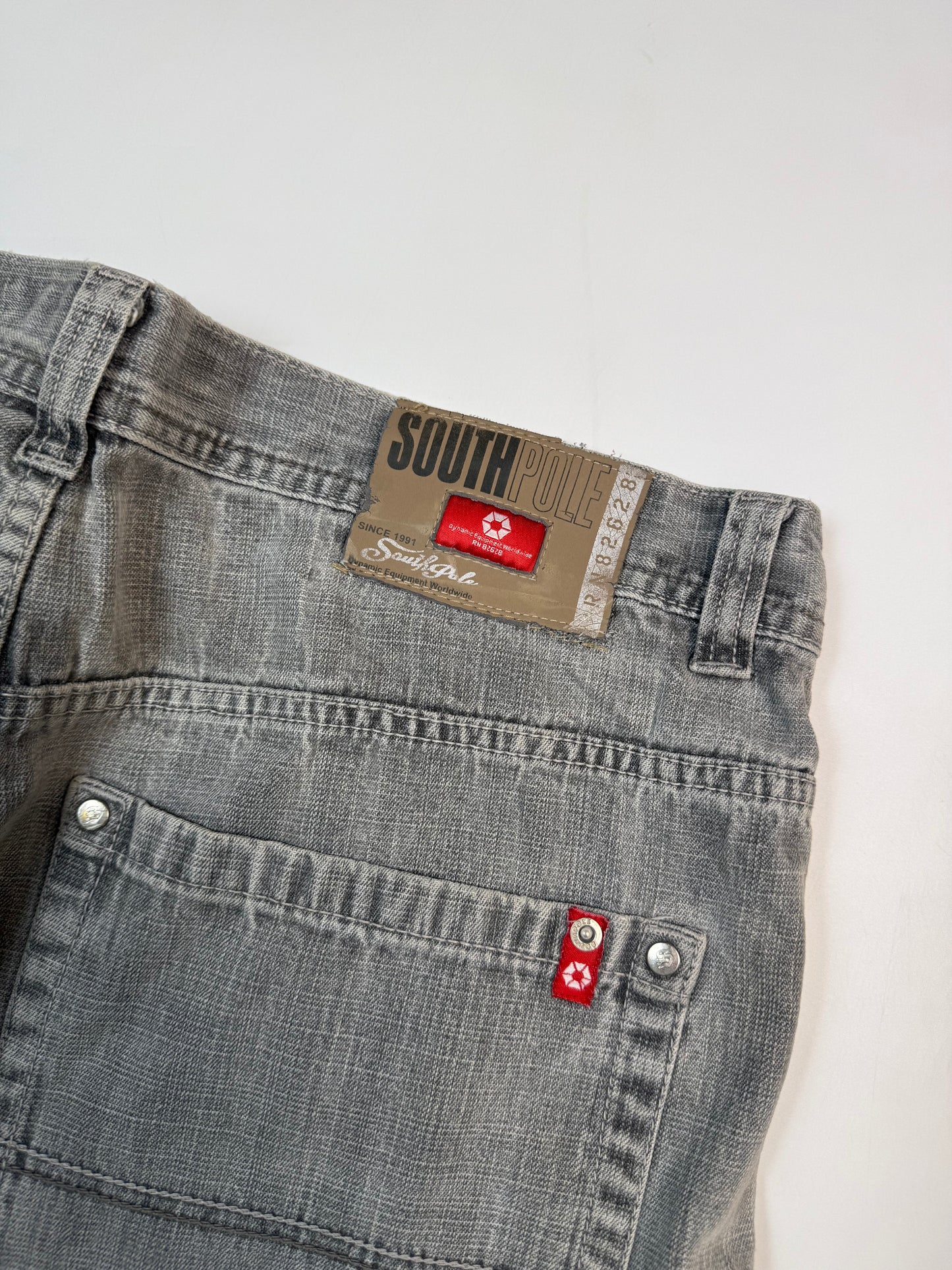 Vintage Southpole baggy jeans (W38)