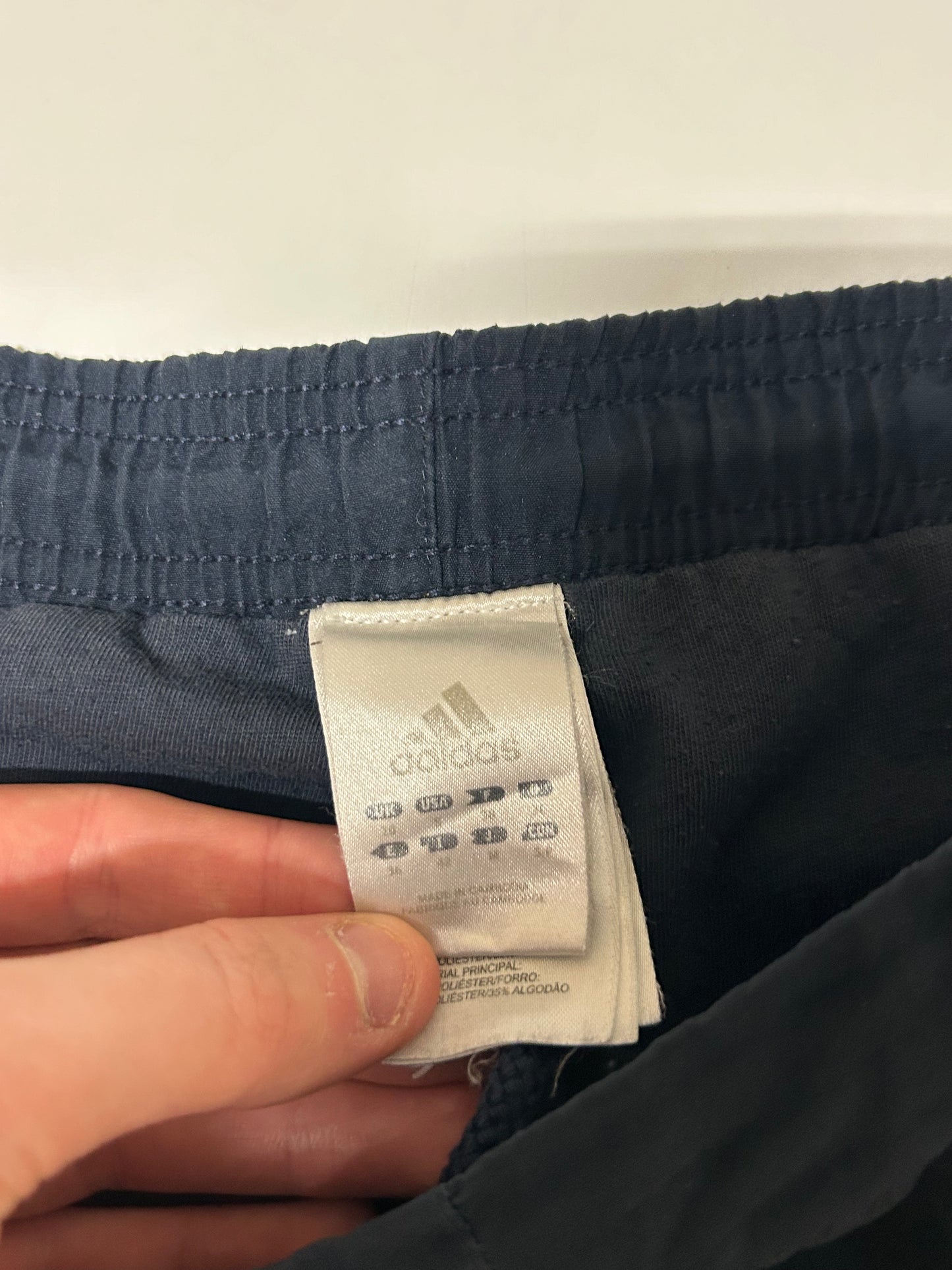 Vintage Adidas baggy track pants (S)