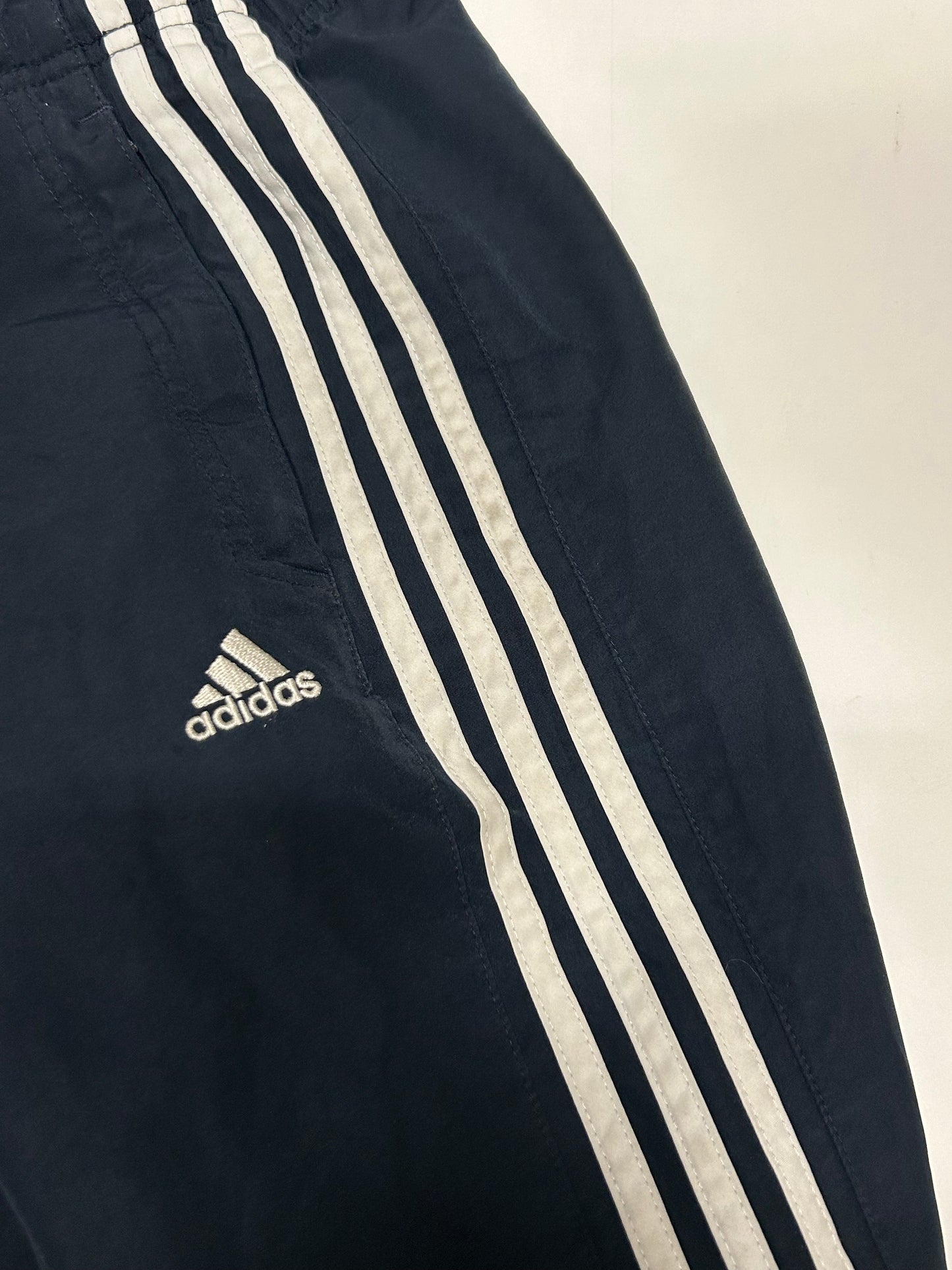 Vintage Adidas baggy track pants (S)