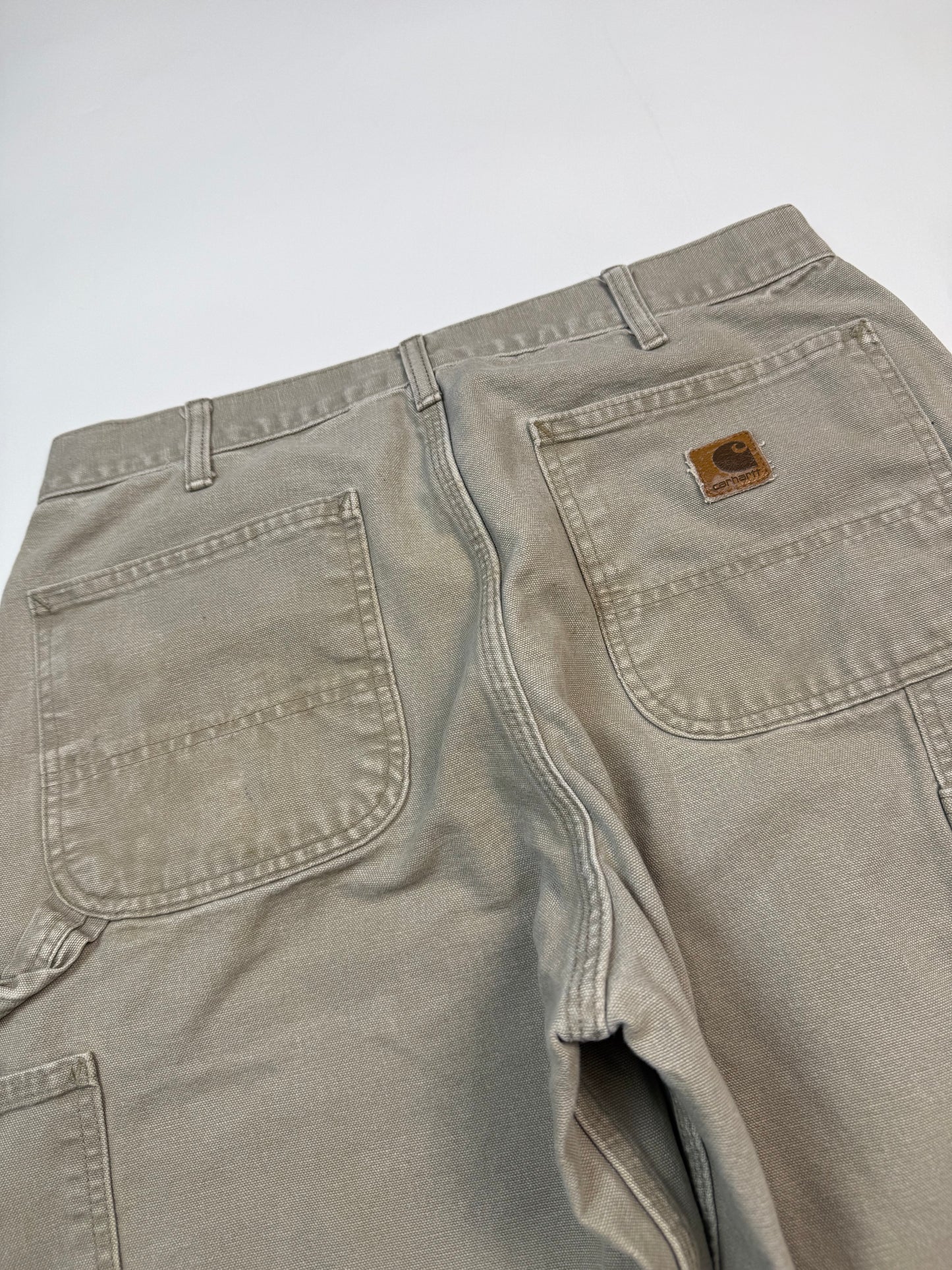 Carhartt baggy carpenter pants (W32)