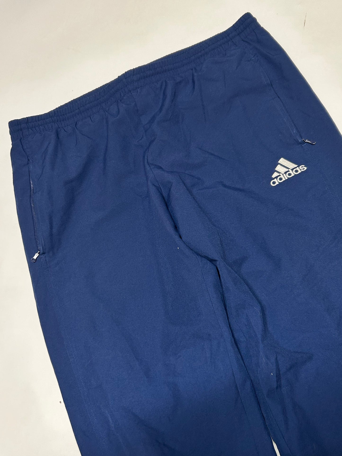 Vintage Adidas track pants (M)