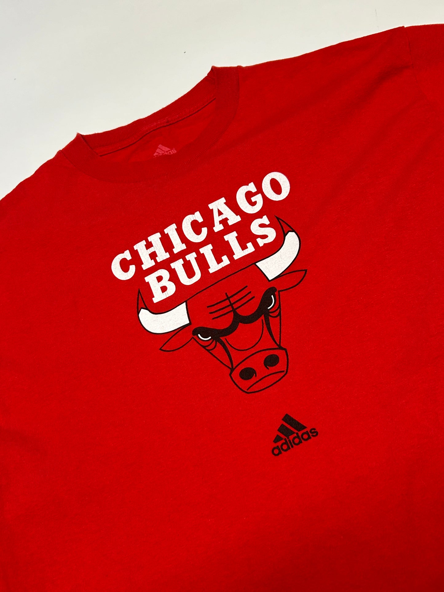 Chicago Bulls adidas centre logo tee (L)