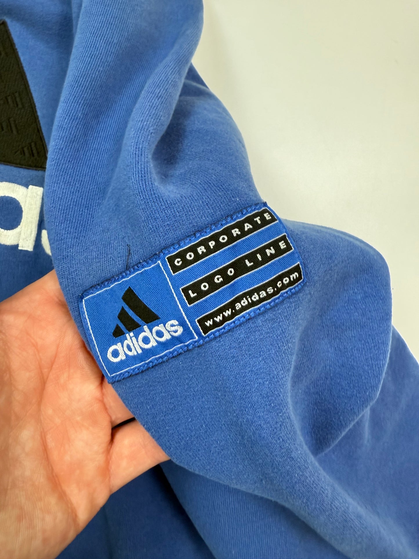 Vintage 90s Adidas centre logo sweatshirt (XL)