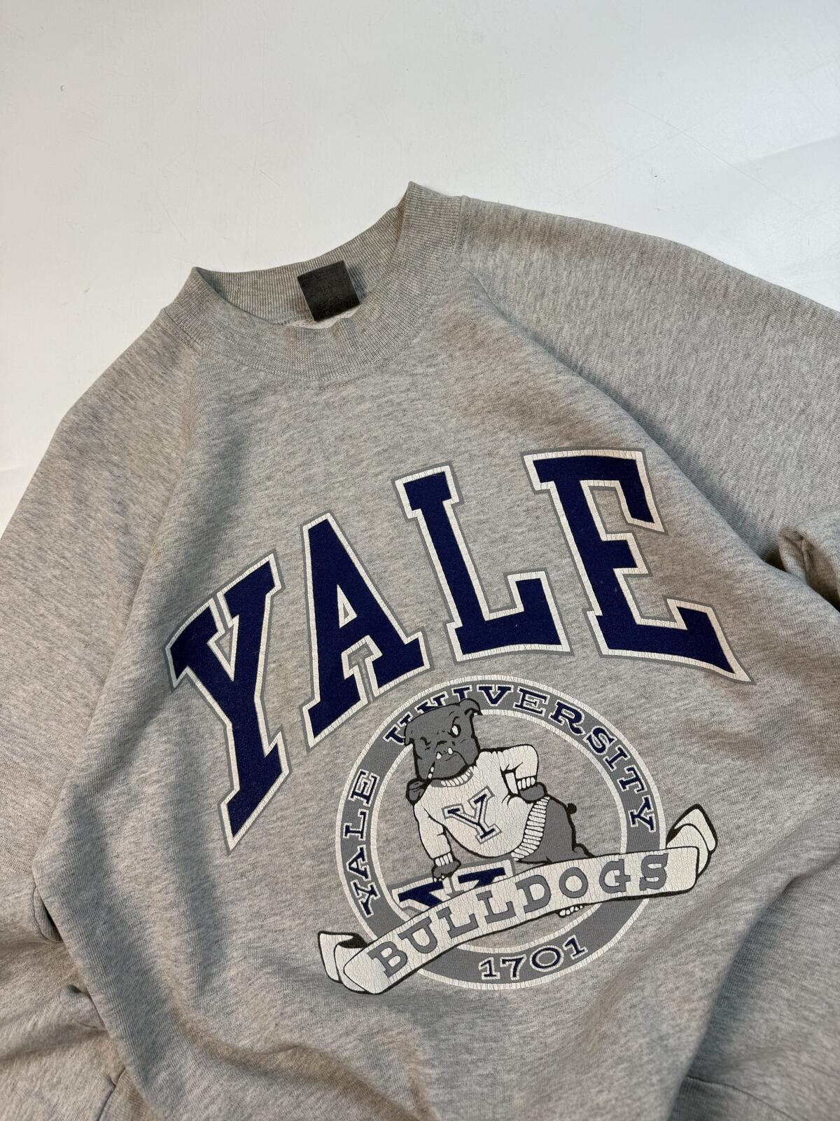 Vintage 80s Yale Bulldogs college graphic sweatshirt (M)