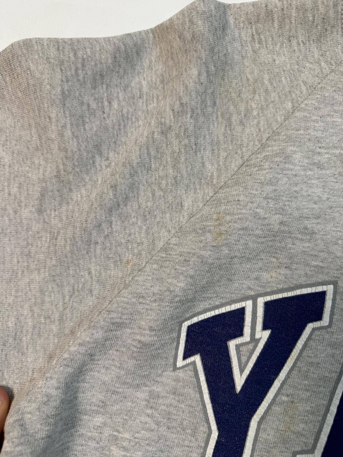 Vintage 80s Yale Bulldogs college graphic sweatshirt (M)