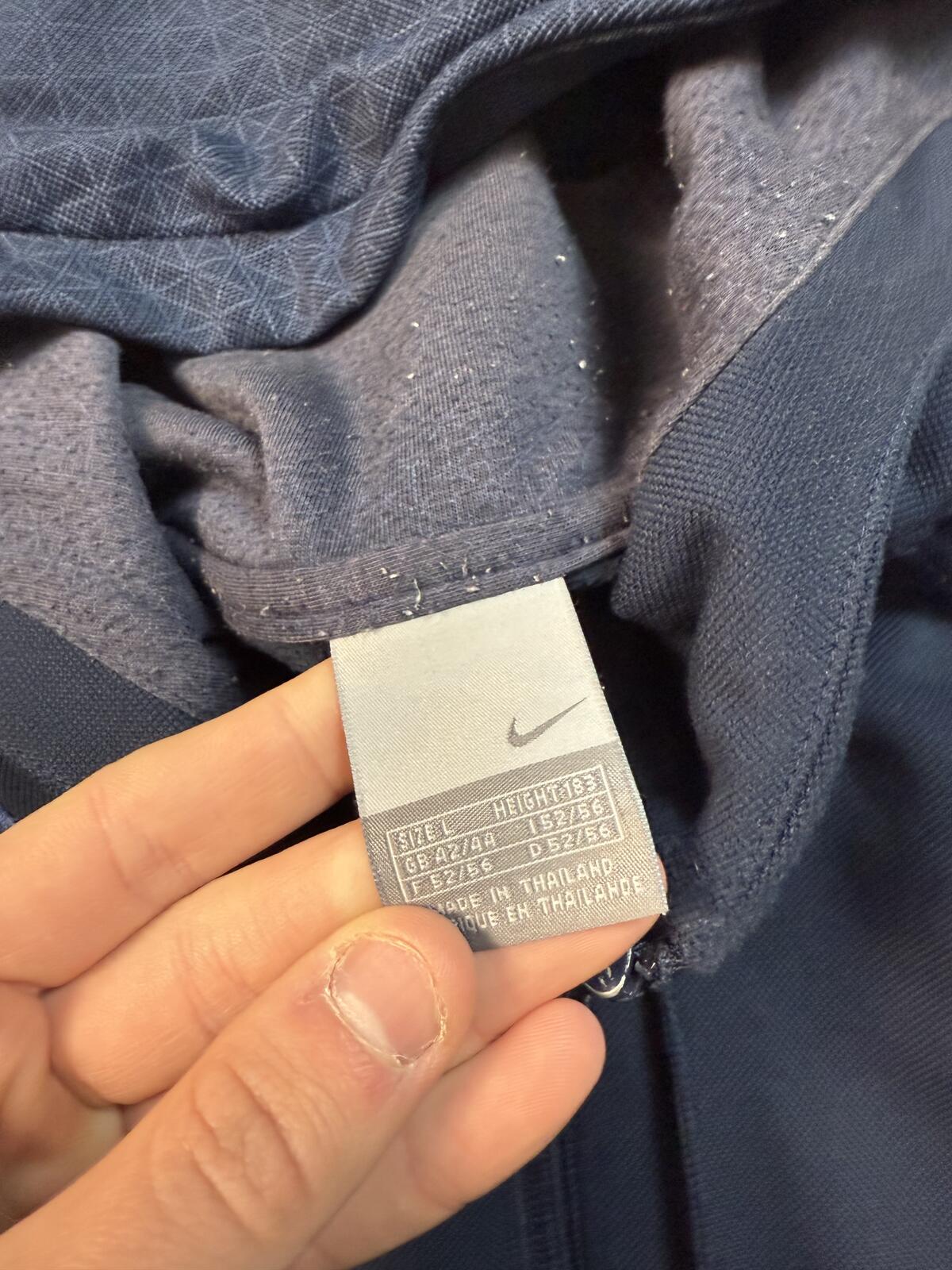 Vintage Y2K Nike full zip hoodie (L)