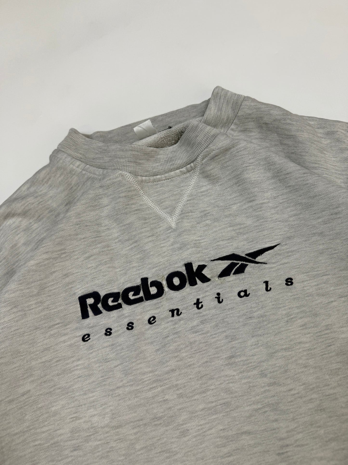 Vintage Reebok essentials spell out sweatshirt (M)