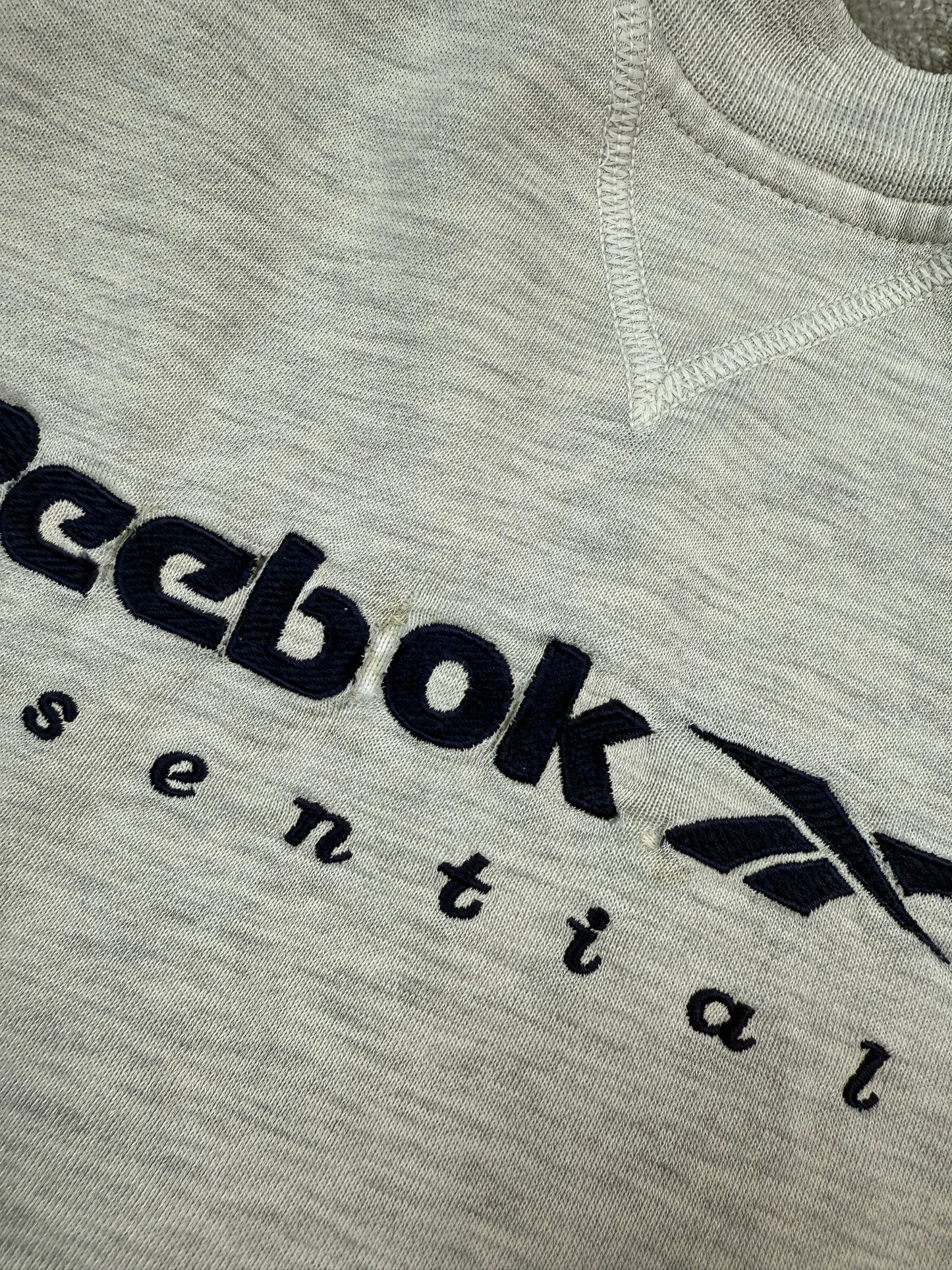 Vintage Reebok essentials spell out sweatshirt (M)