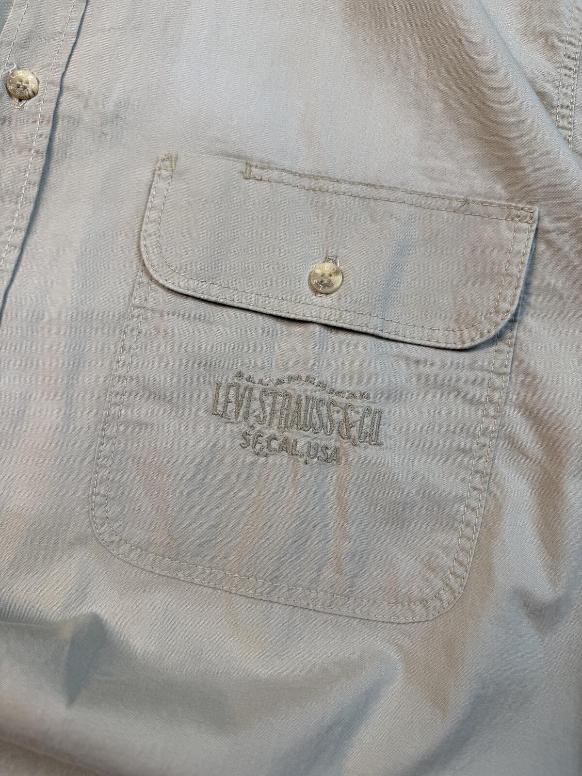 Vintage Levi's strauss short sleeve shirt (L)