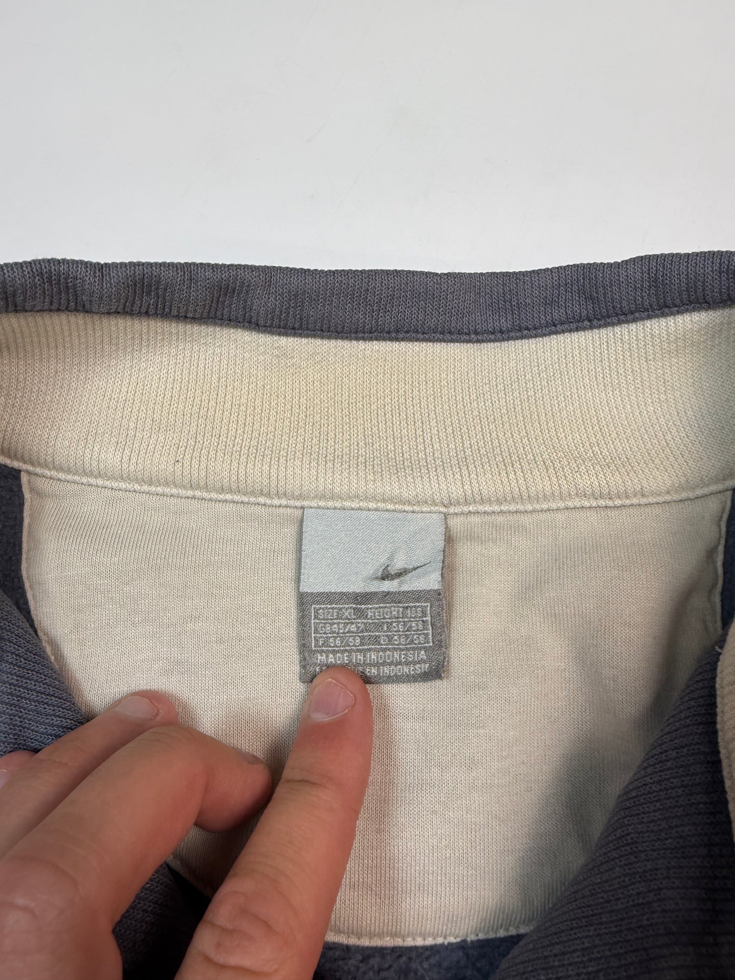 Vintage Nike quarter zip sweatshirt (XL)