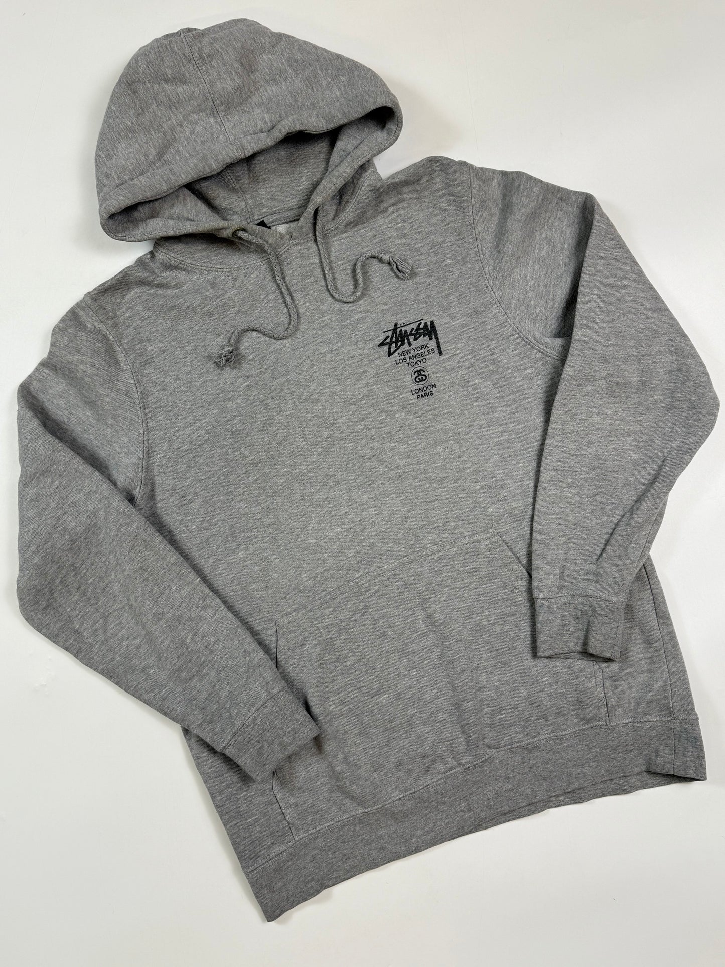 Stussy world tour hoodie (S)