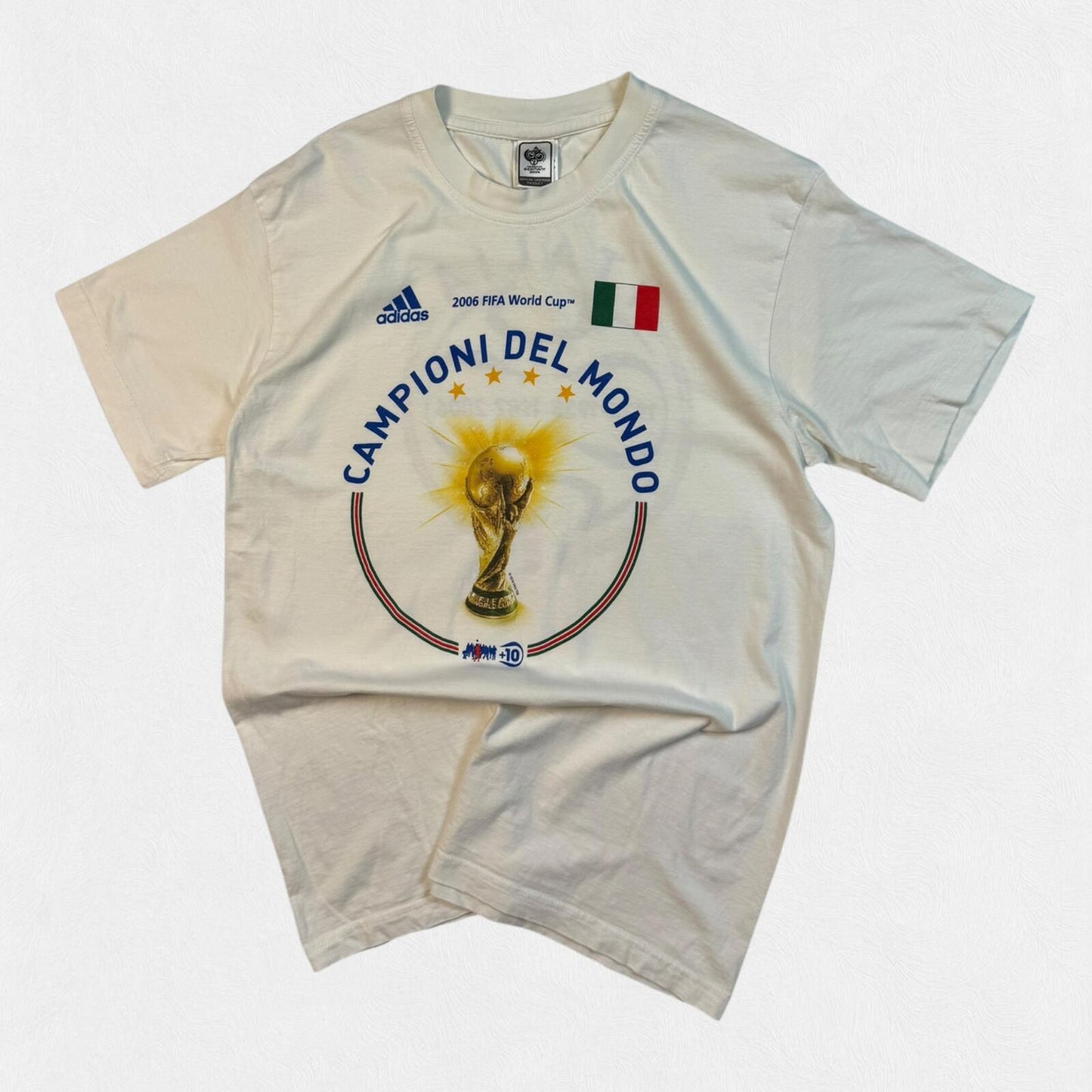 Vintage Adidas 2006 world cup Italy graphic tee (M)