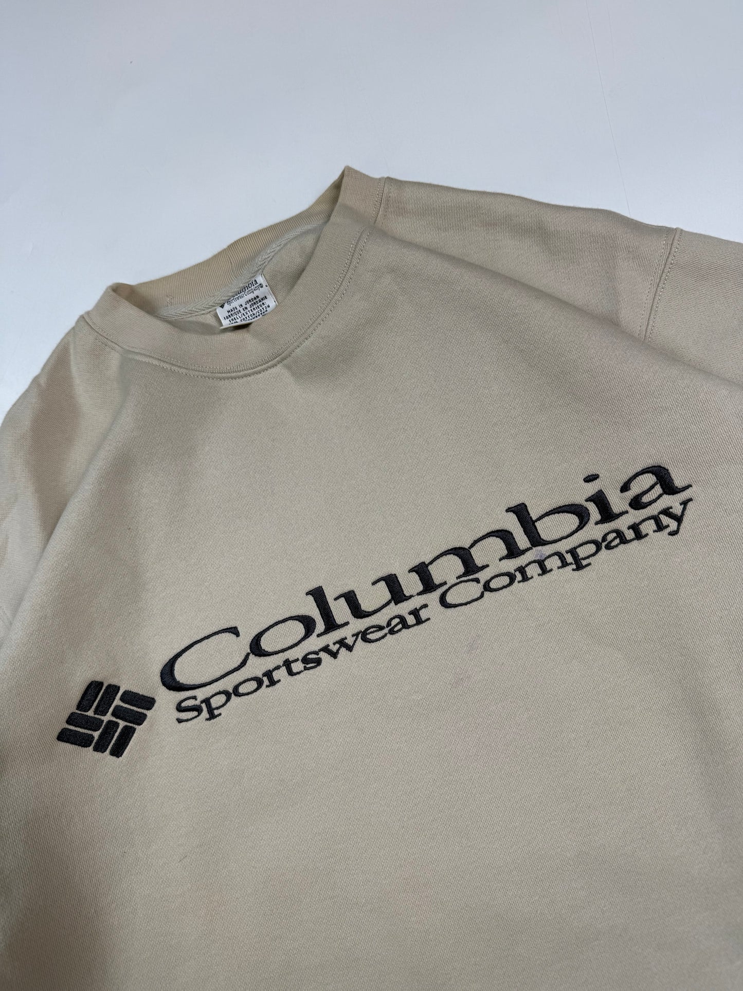 Vintage Columbia spell out sweatshirt (L)