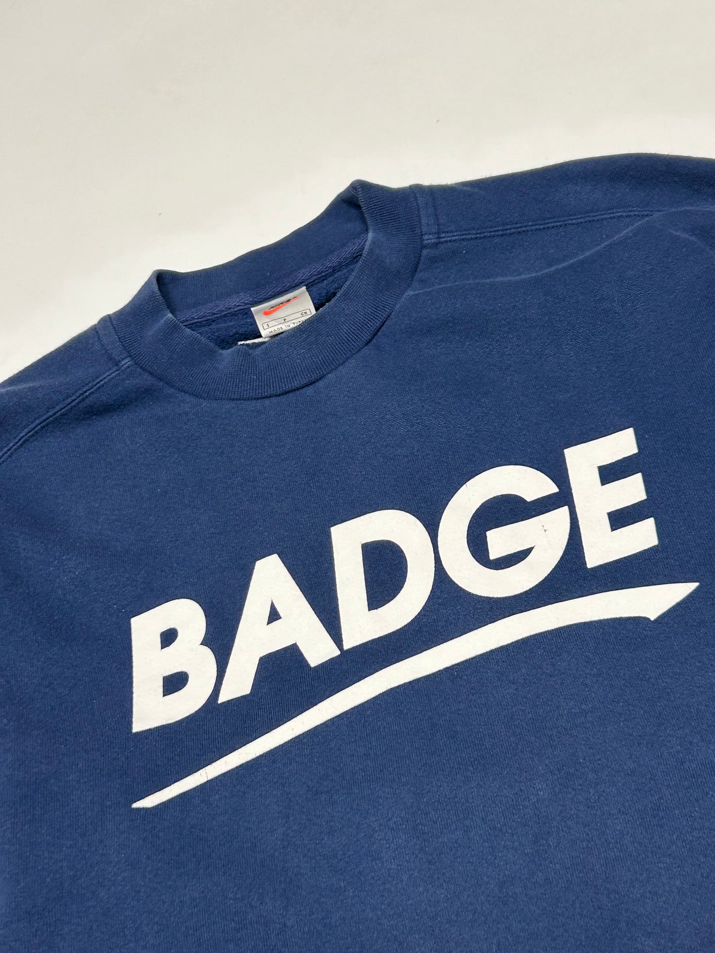 Vintage 90s Nike badge spell out sweatshirt (S)
