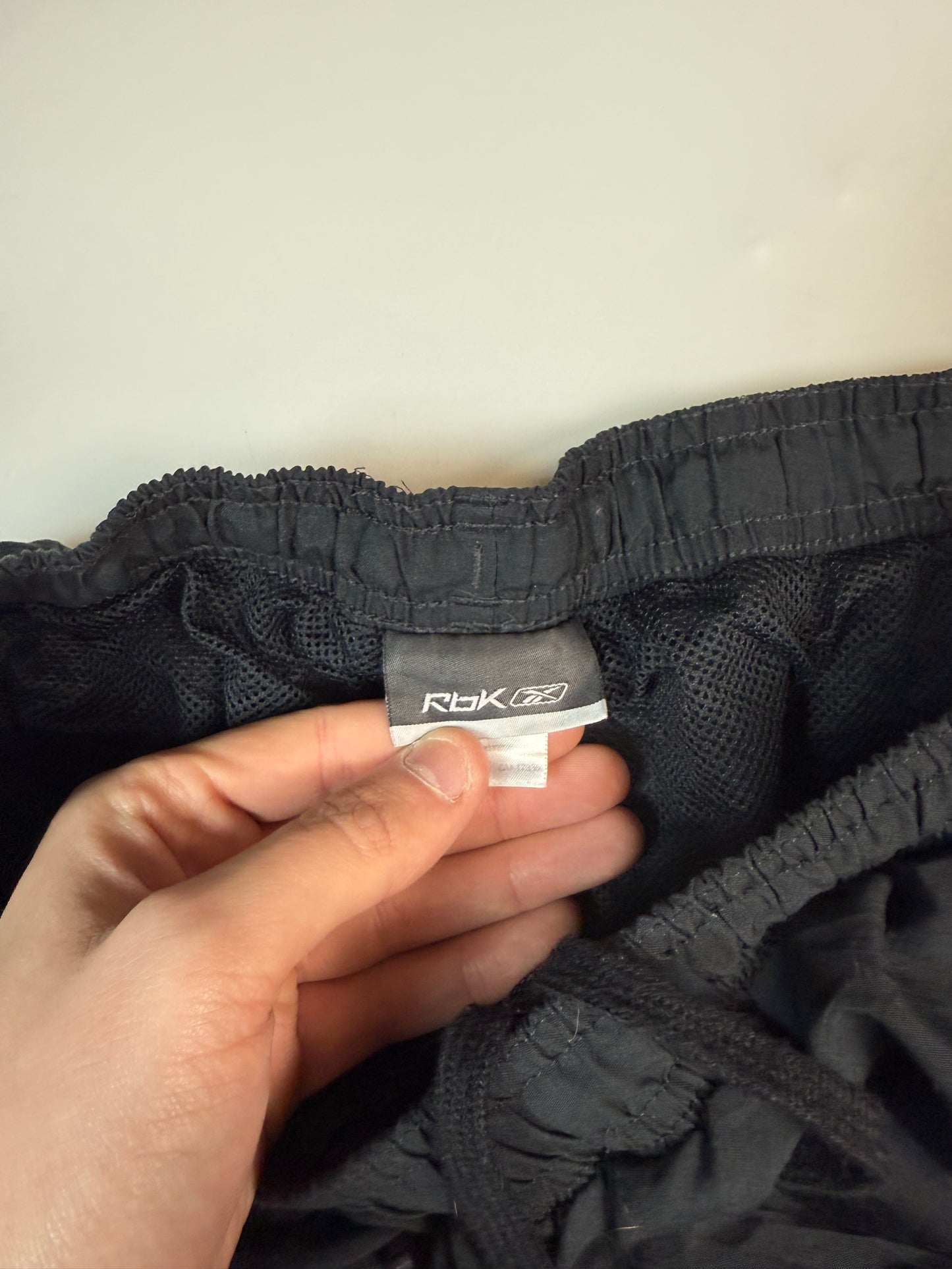 Vintage Reebok side stripe baggy track pants (M)