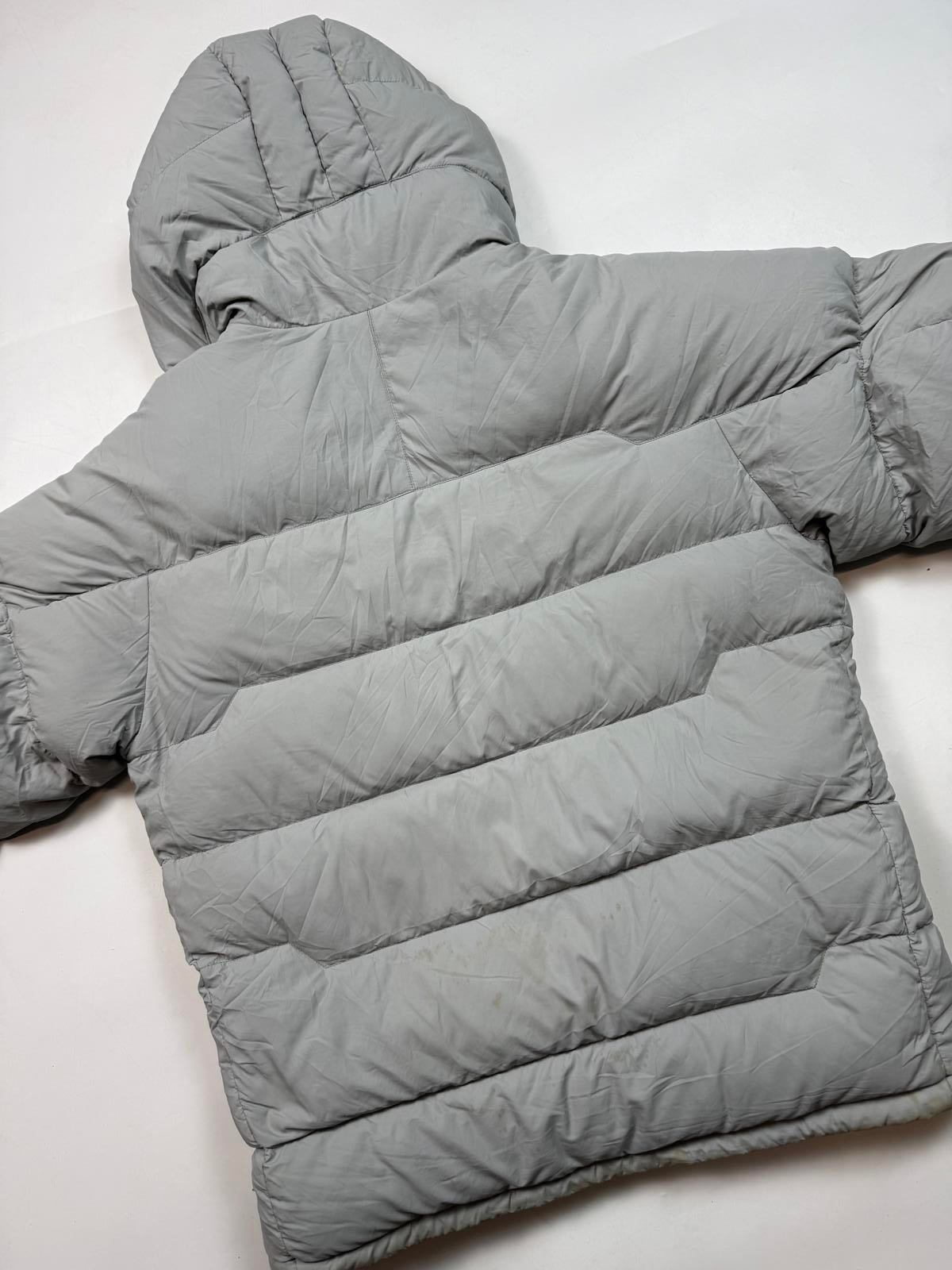 Vintage Nike ACG hooded puffer jacket (L)