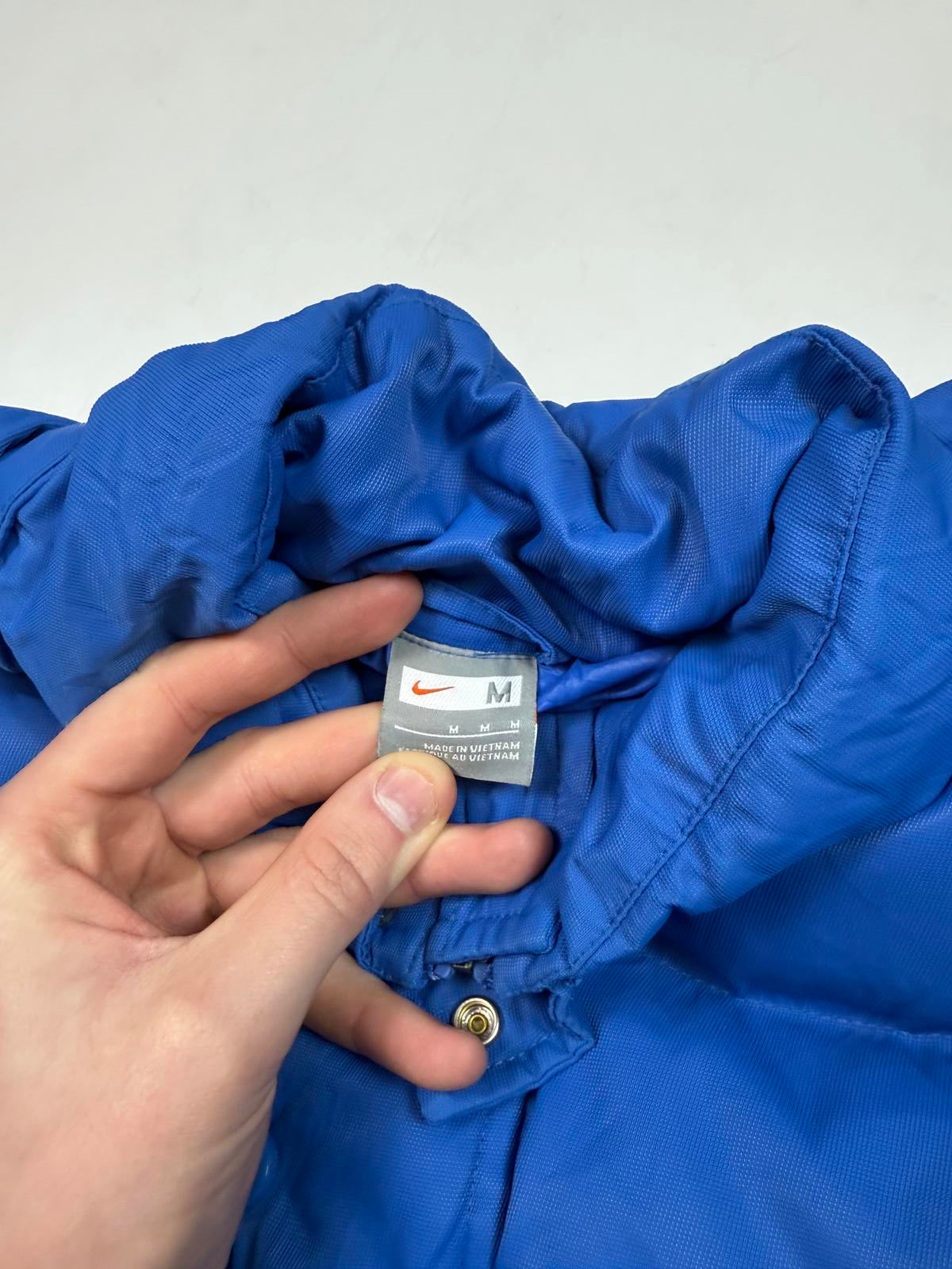 Vintage South Korea Nike puffer jacket (M)