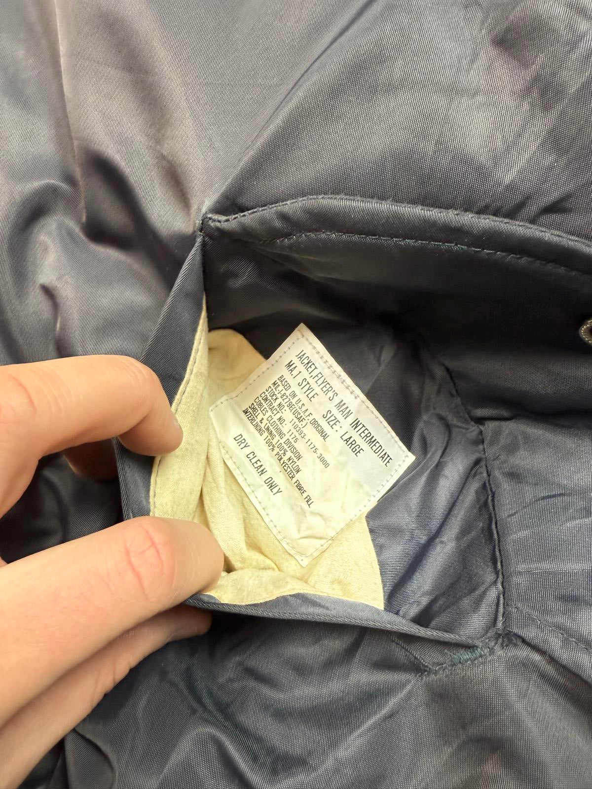 Vintage MA-1 flight bomber jacket (L)
