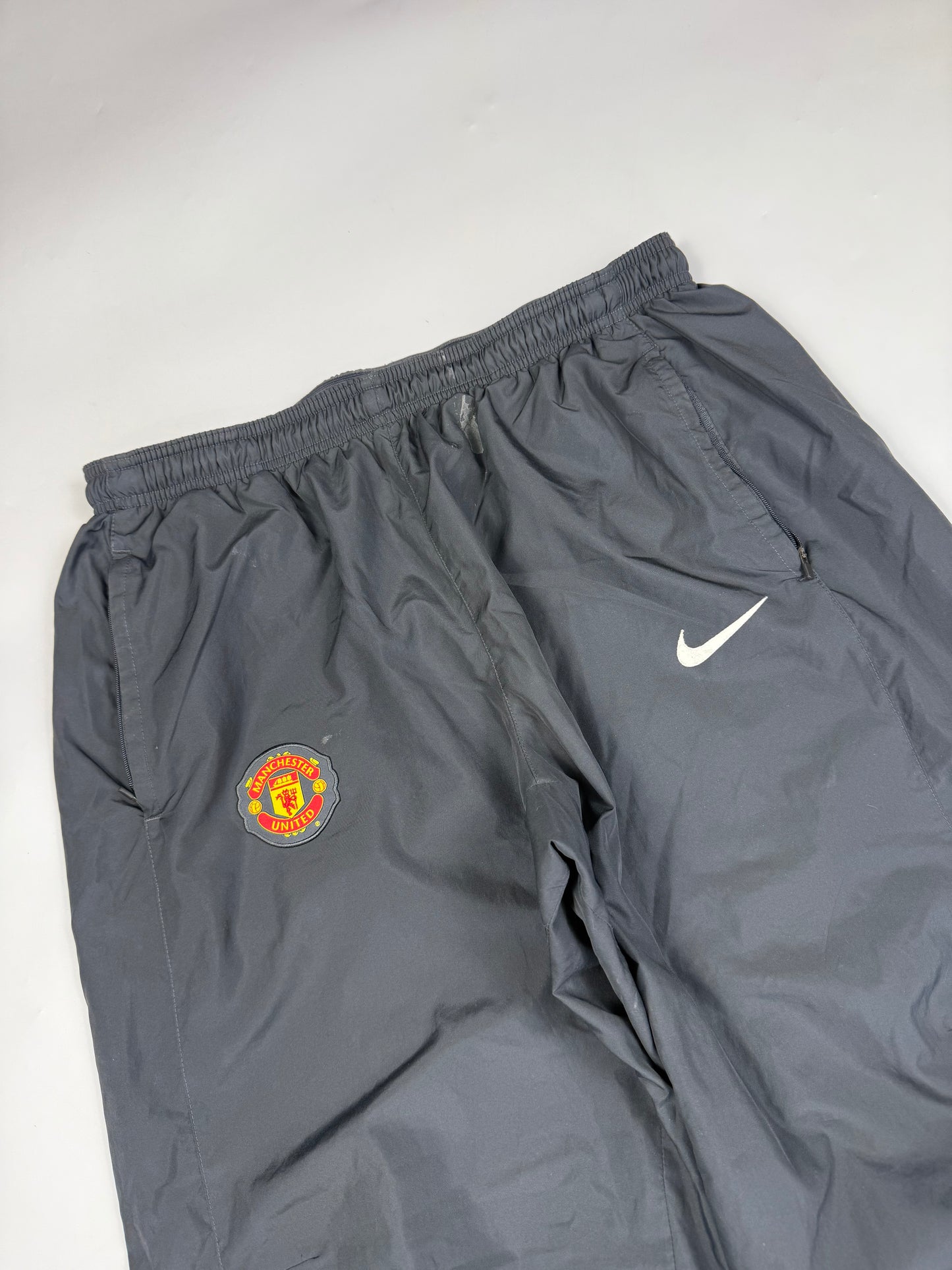 Manchester United 2010/11 Nike baggy football track pants (XL)