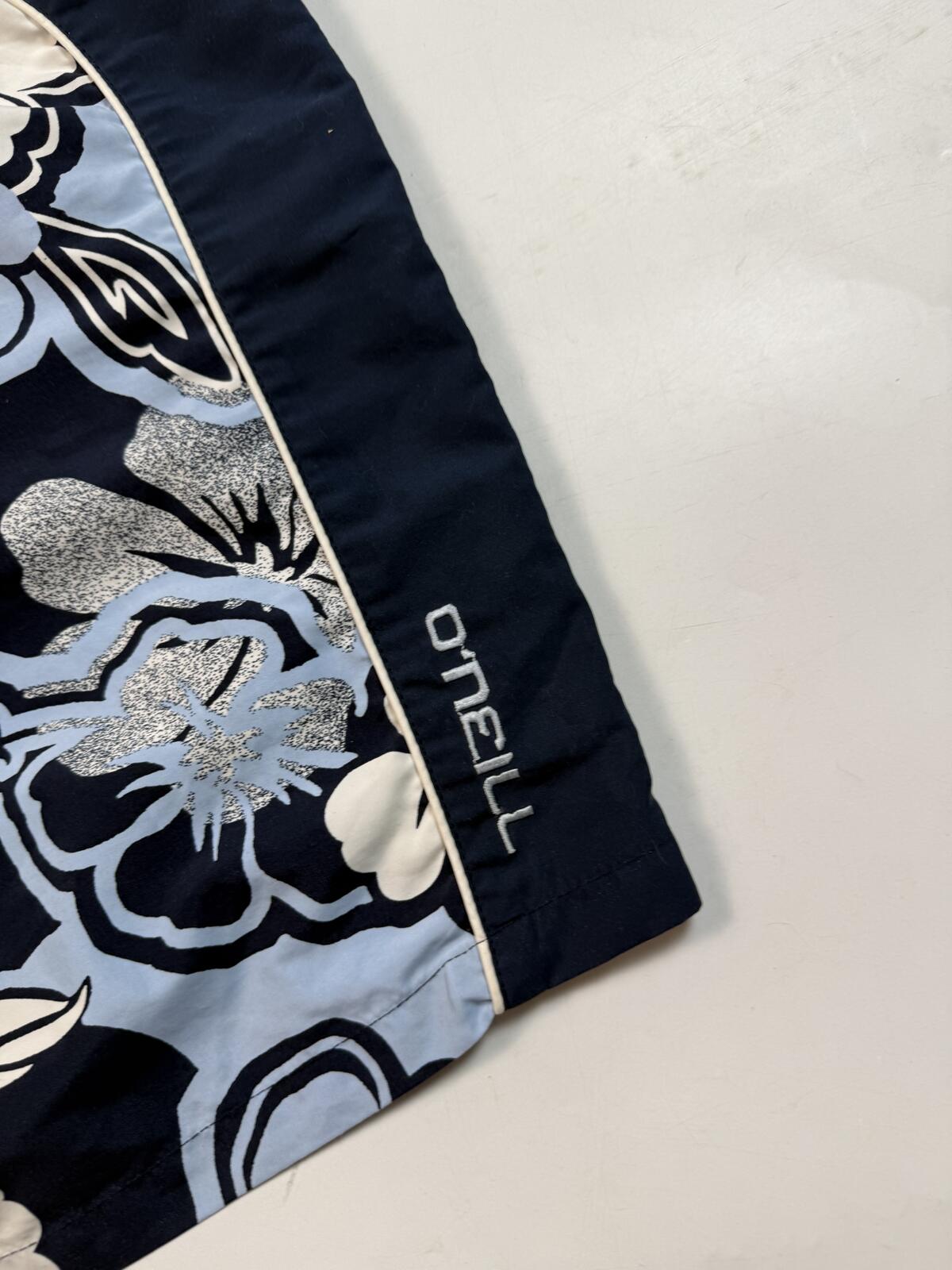 Vintage O'neill baggy board surf shorts (M)