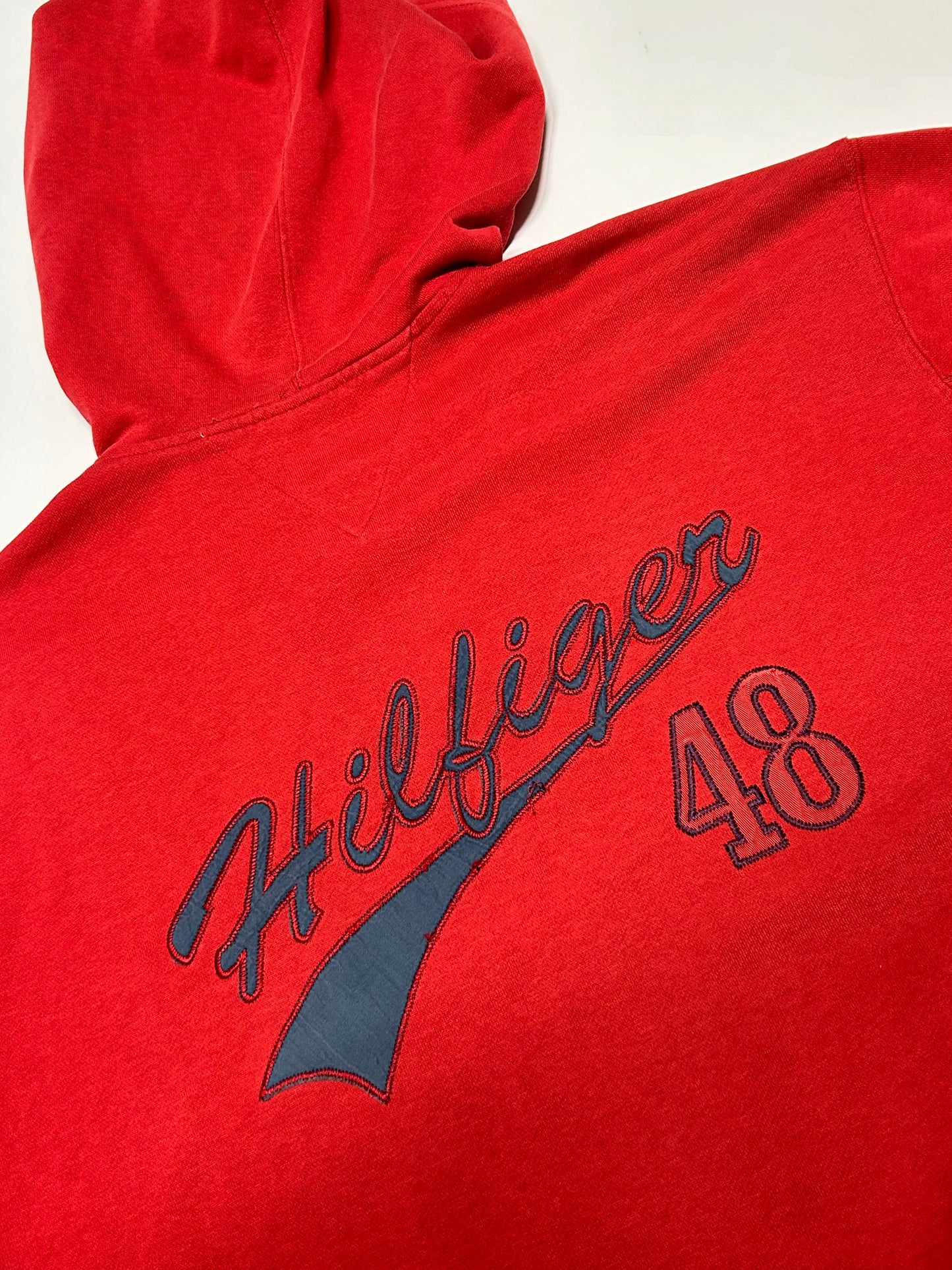 Vintage 90s Tommy Hilfiger spell out hoodie (L)