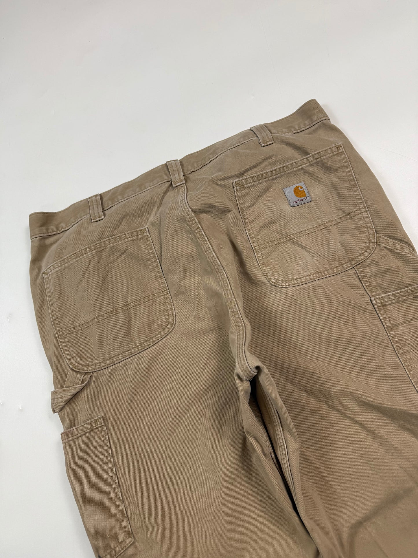 Carhartt baggy carpenter pants (W38)