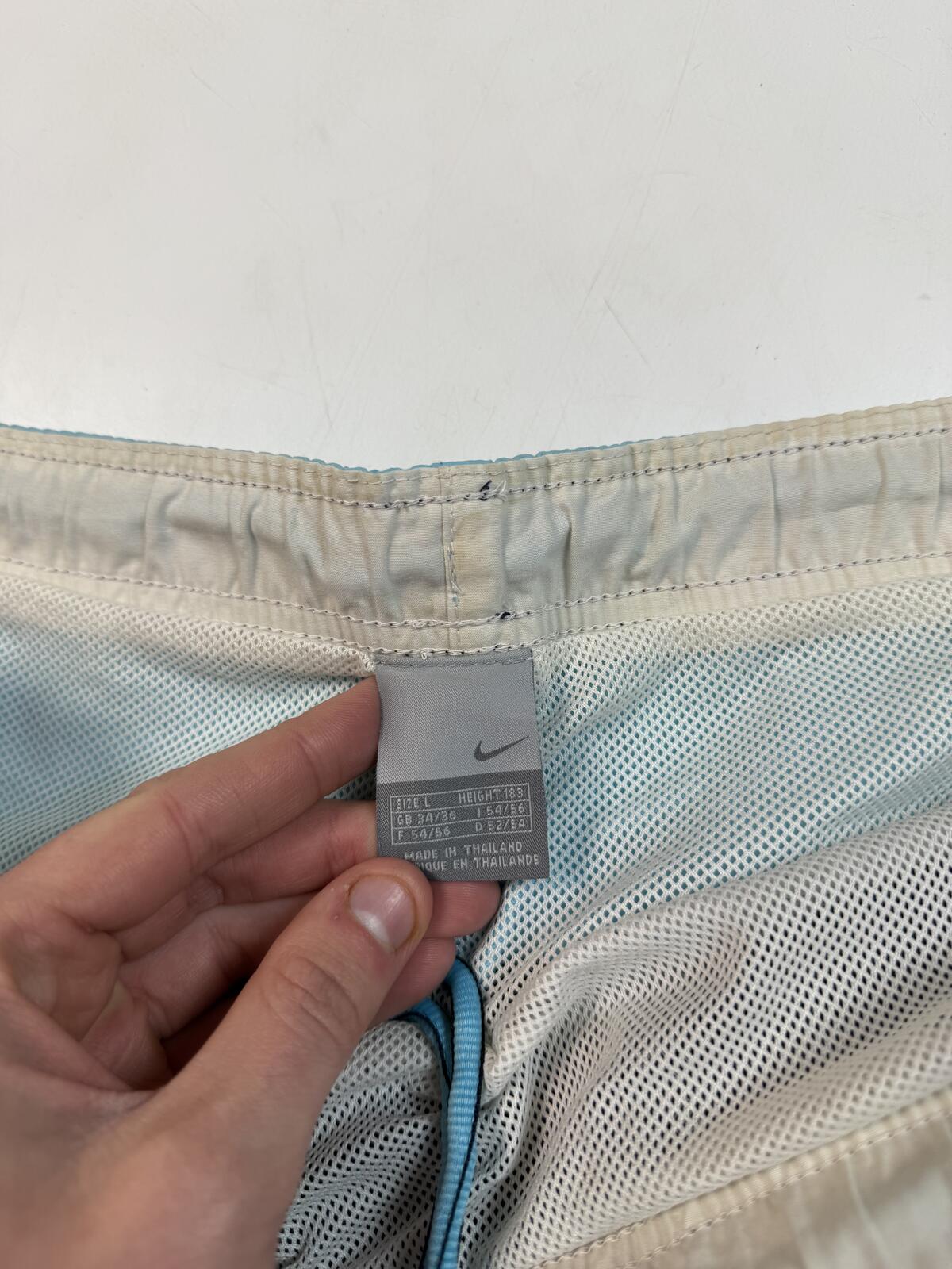Vintage Y2K Nike baggy sport shorts (L)