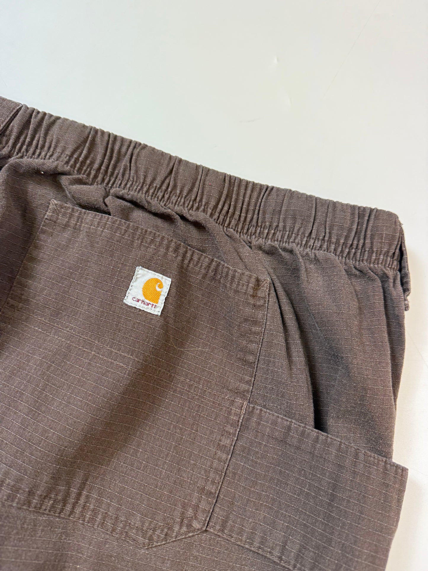 Vintage Carhartt baggy parachute pants (W40)