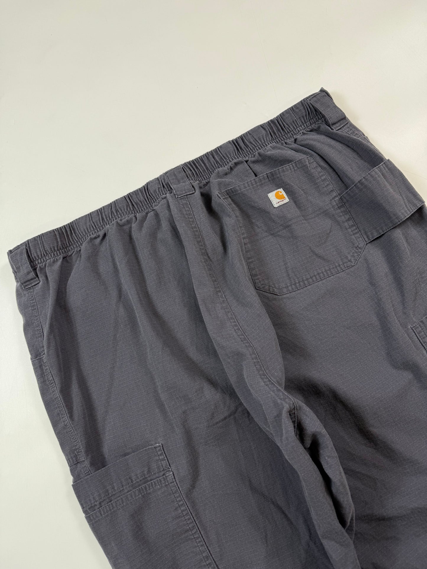Vintage Carhartt baggy parachute pants (W40)