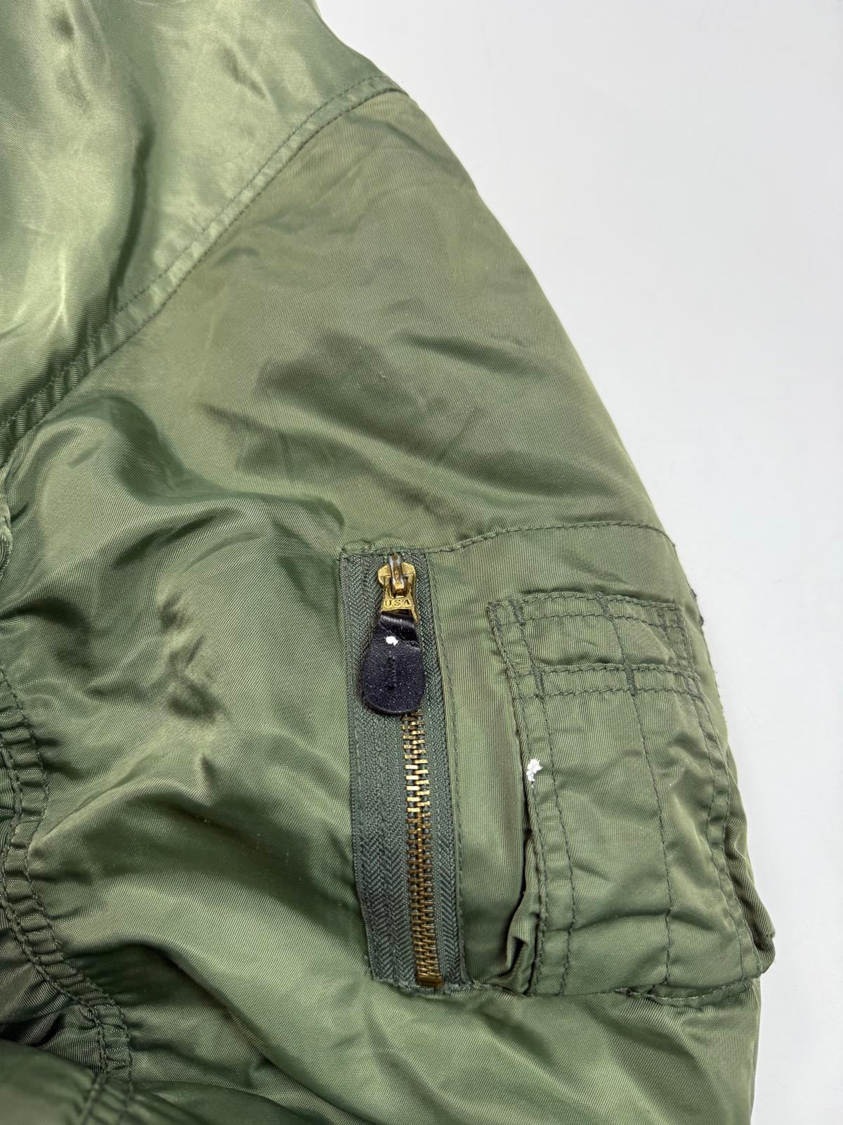 Vintage MA-1 flight bomber jacket (L)