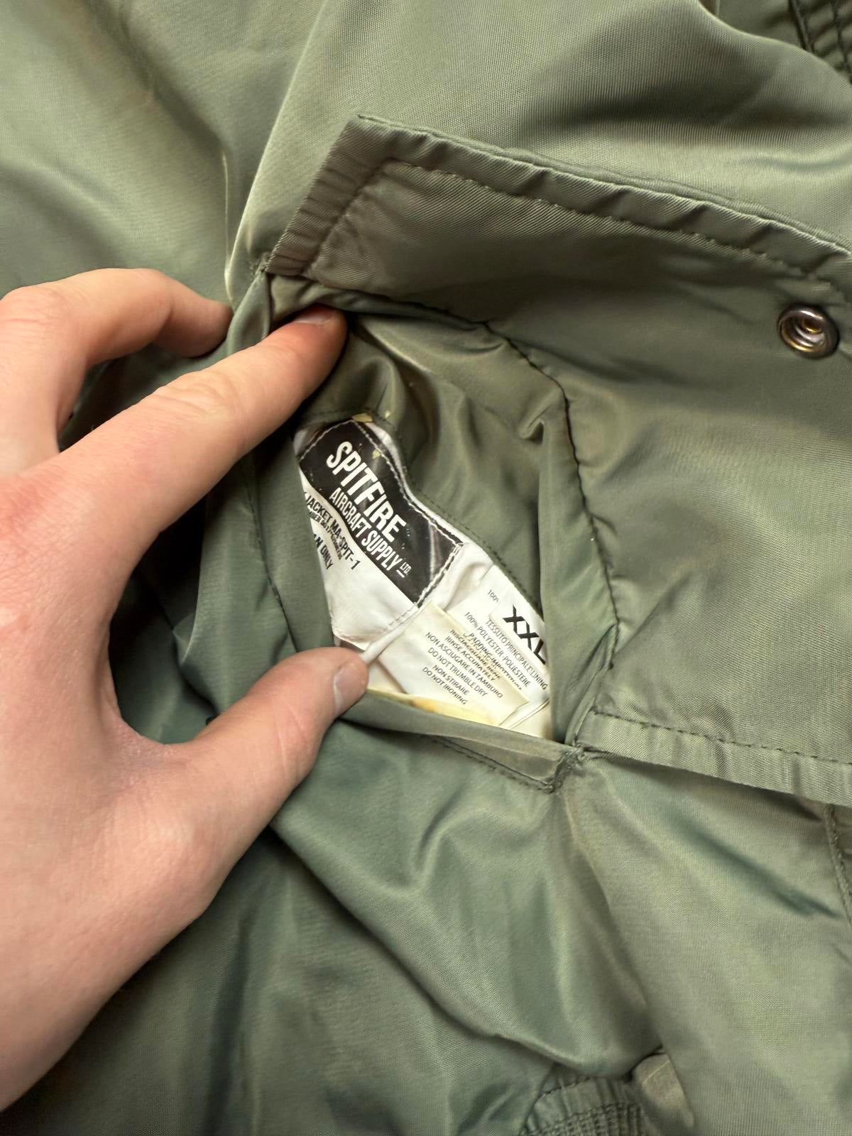 Vintage Ma-1 military bomber jacket (L)