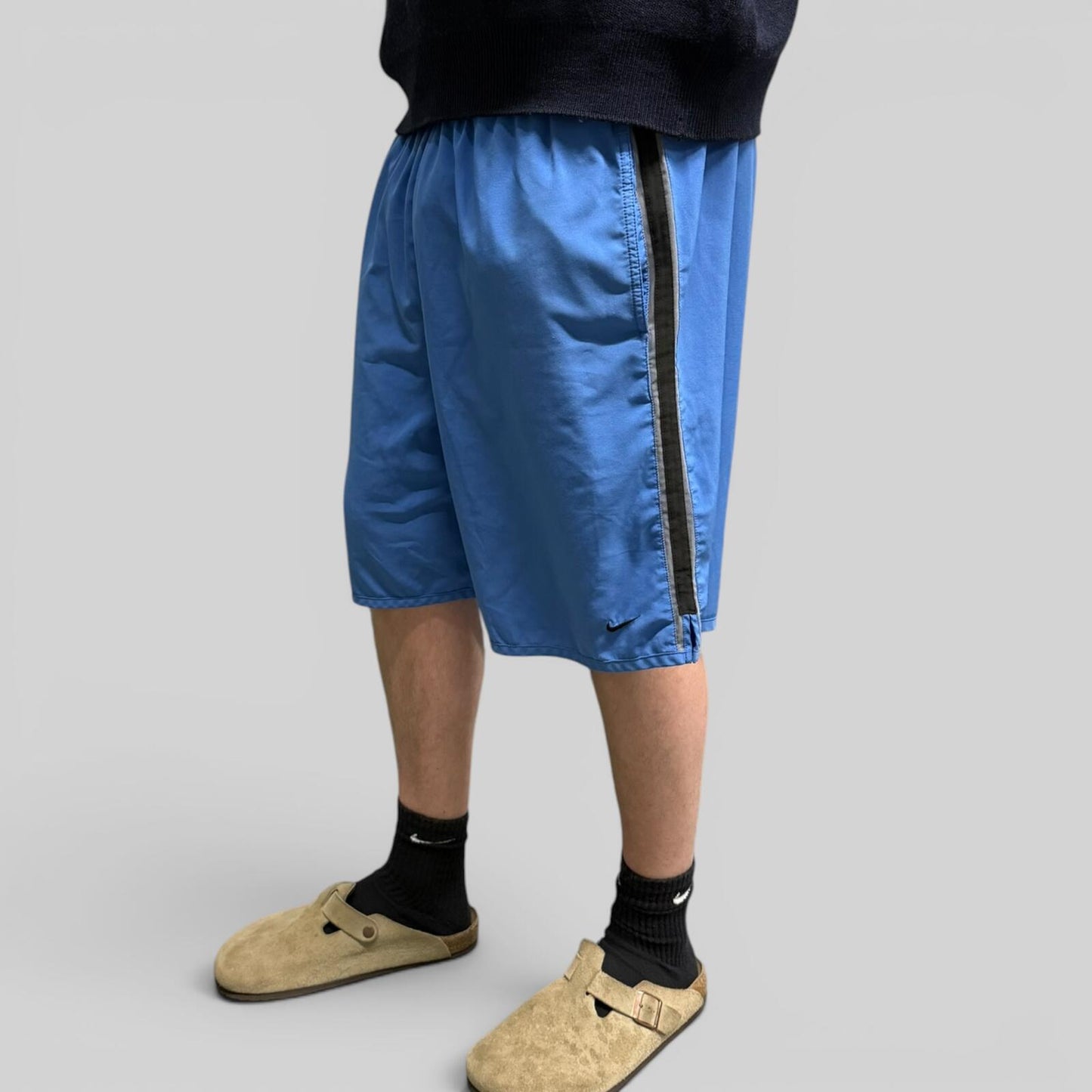 Vintage Nike baggy sport shorts (M)
