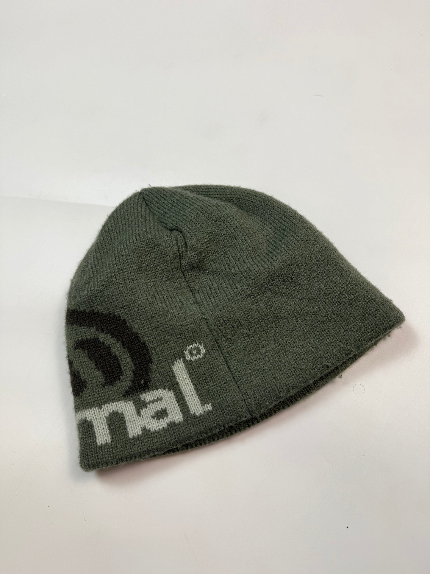 Vintage Y2K Animal spell out beanie (OS)