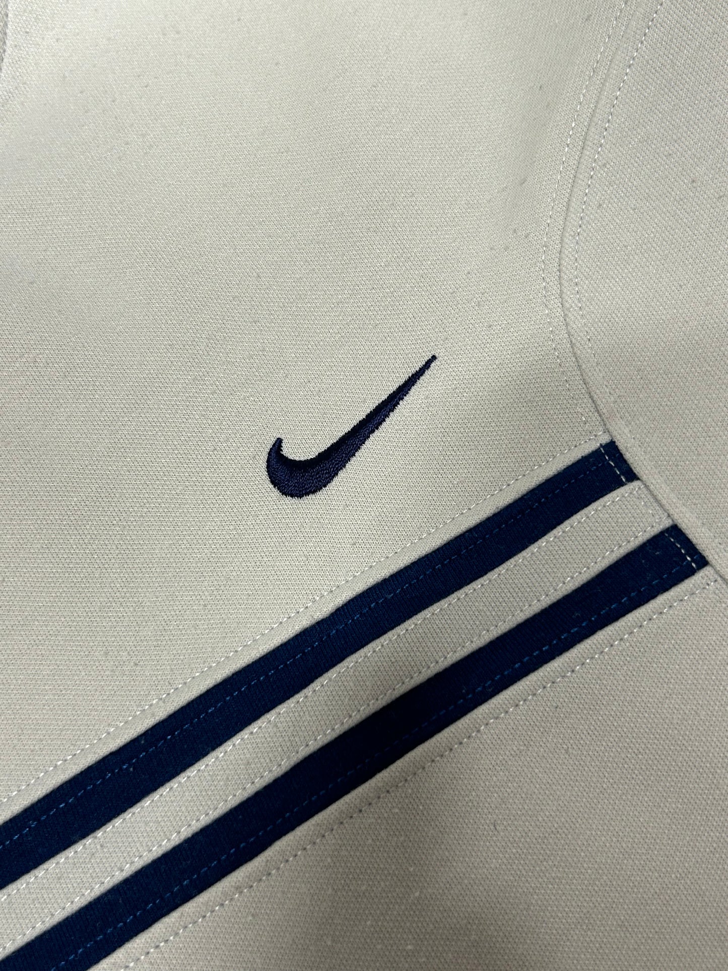 Vintage 90s Nike mini swoosh sweatshirt (XL)