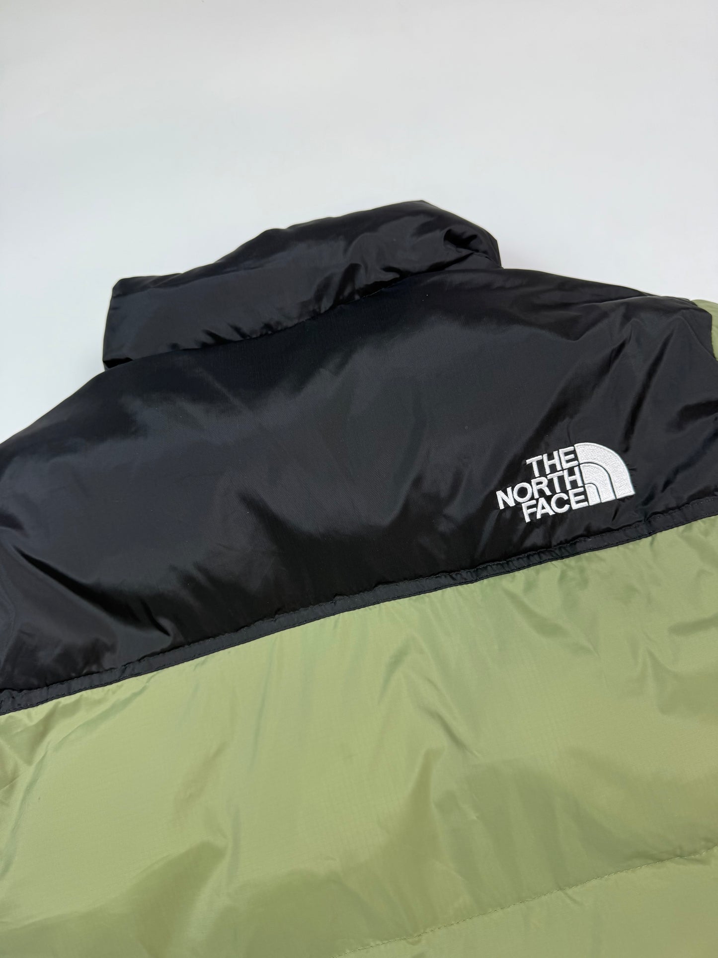 The North Face Nuptse 700 puffer jacket (M)