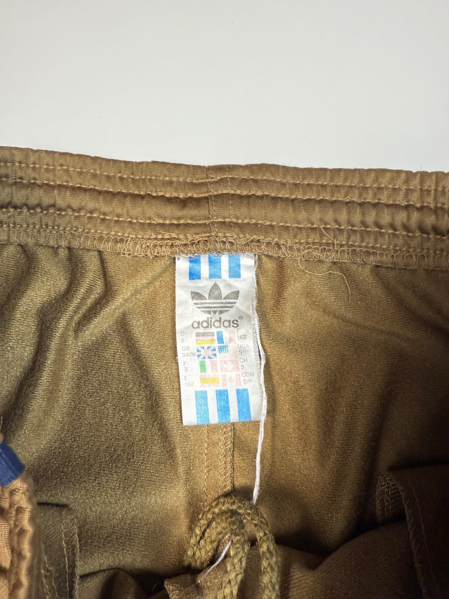 Vintage 90s adidas originals baggy track pants (S)