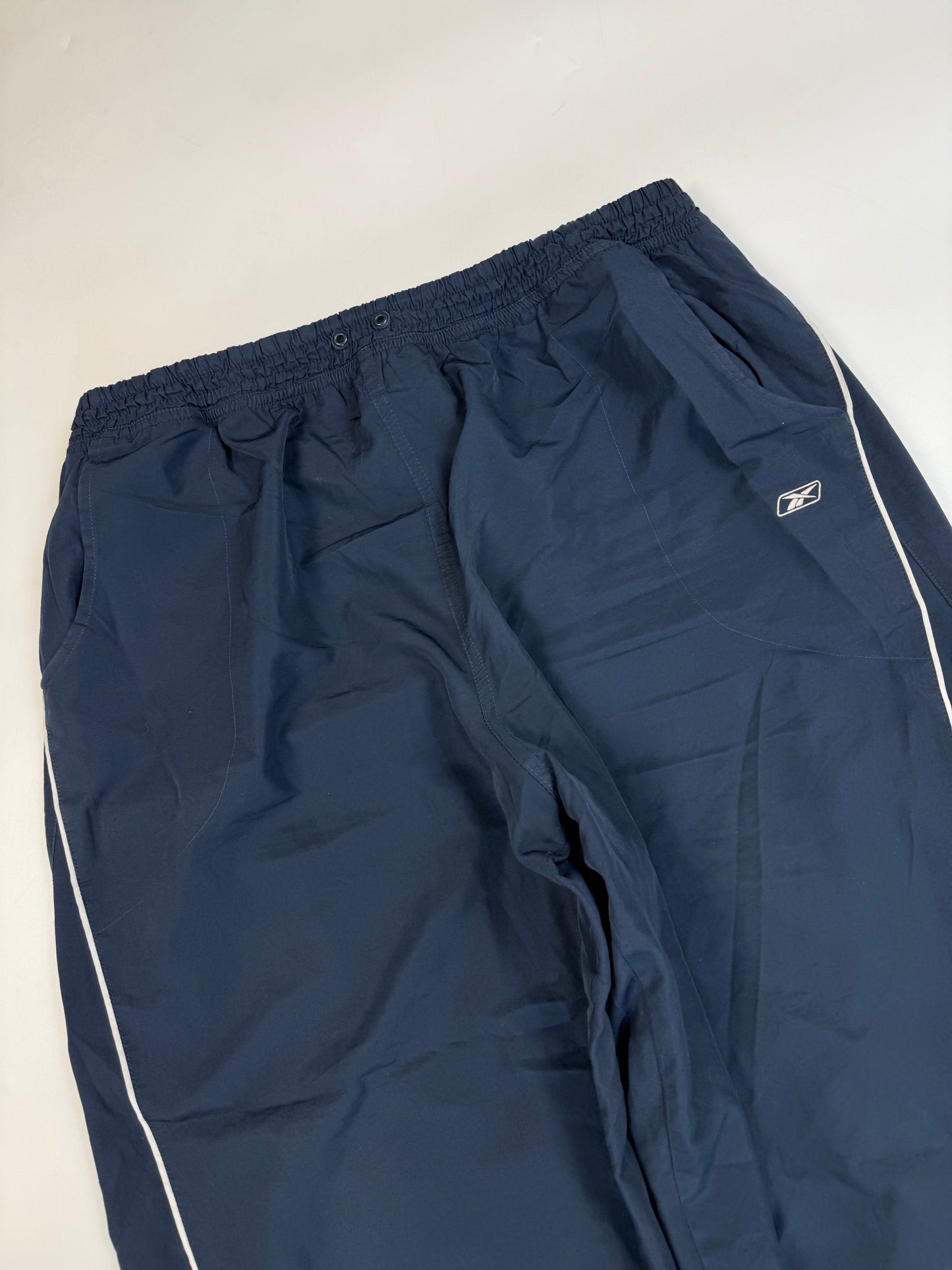 Vintage Reebok baggy track pants (L)