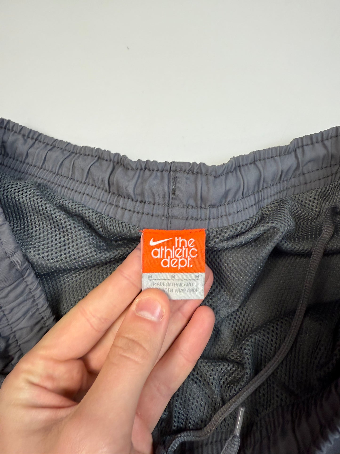 Vintage Nike mini swoosh baggy track pants (M)