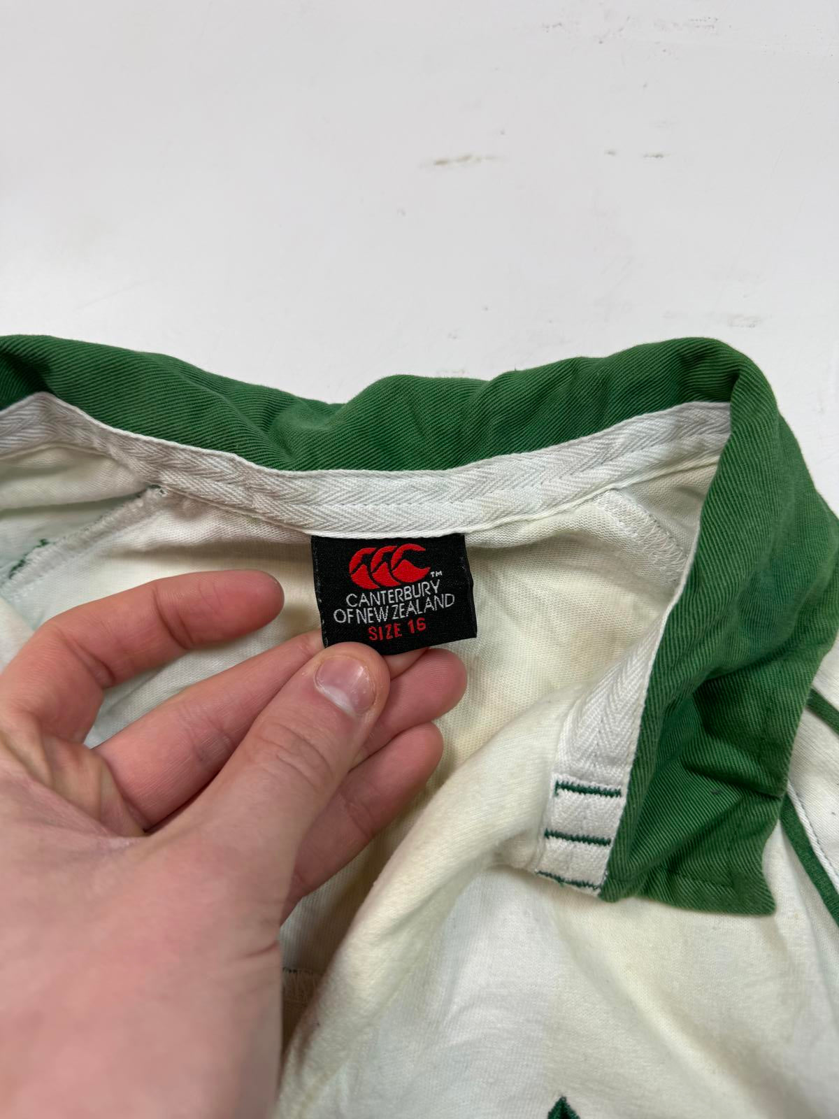 Vintage Ireland 2007-09 Canterbury away rugby shirt (16)