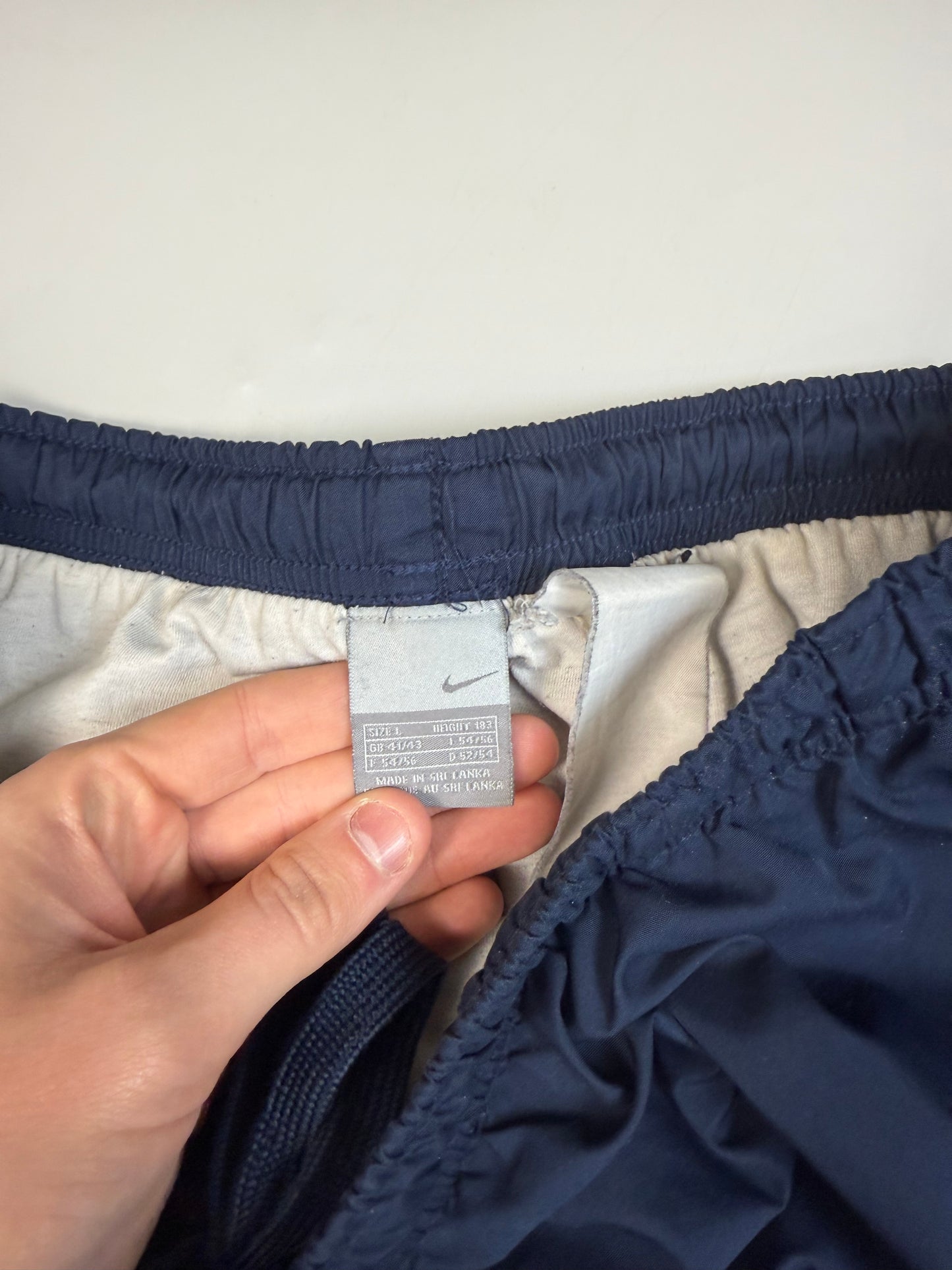 Vintage Nike side stripe baggy track pants (L)