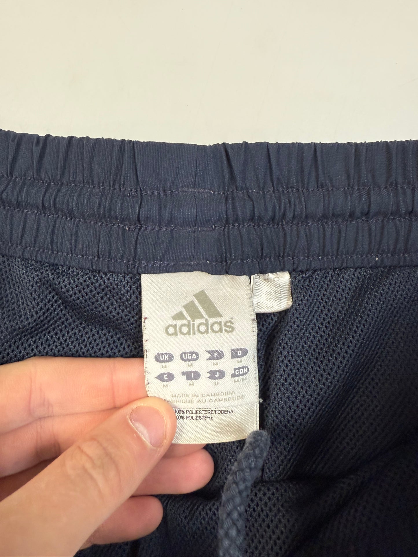 Vintage Adidas baggy track pants (M)
