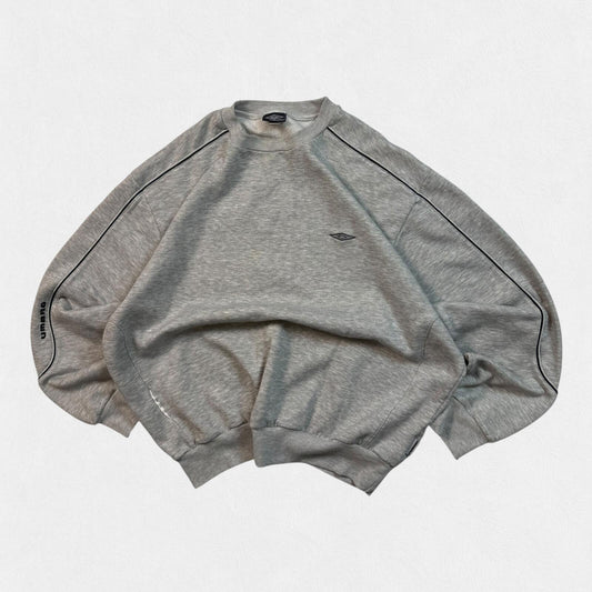 Vintage Y2K Umbro small logo sweatshirt (L)