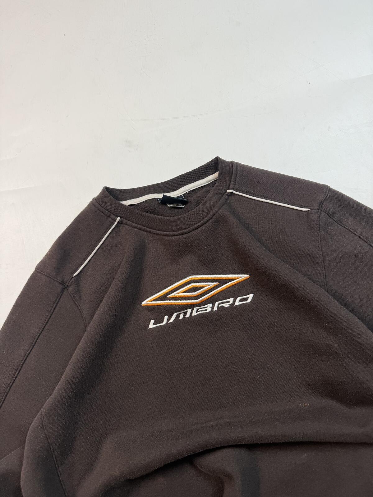 Vintage Umbro centre logo sweatshirt (M)