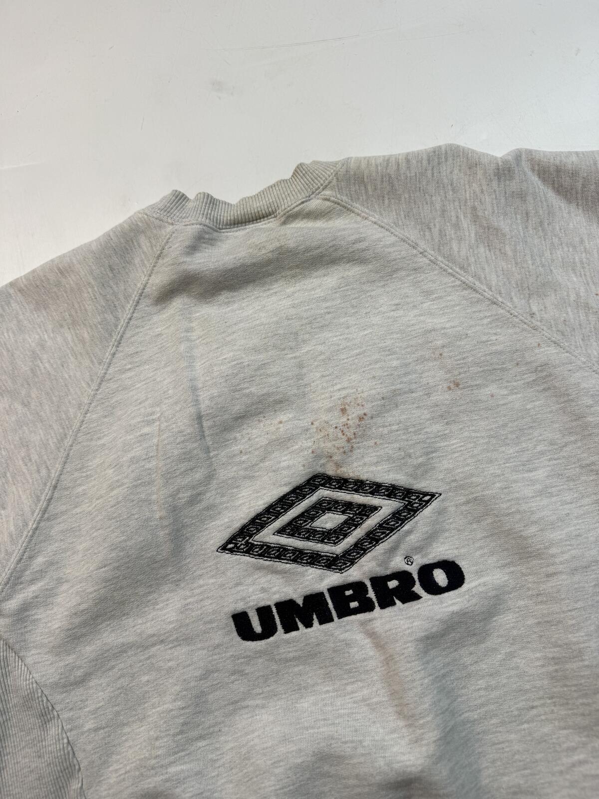 Vintage 90s Umbro pro training centre logo sweatshirt (L)