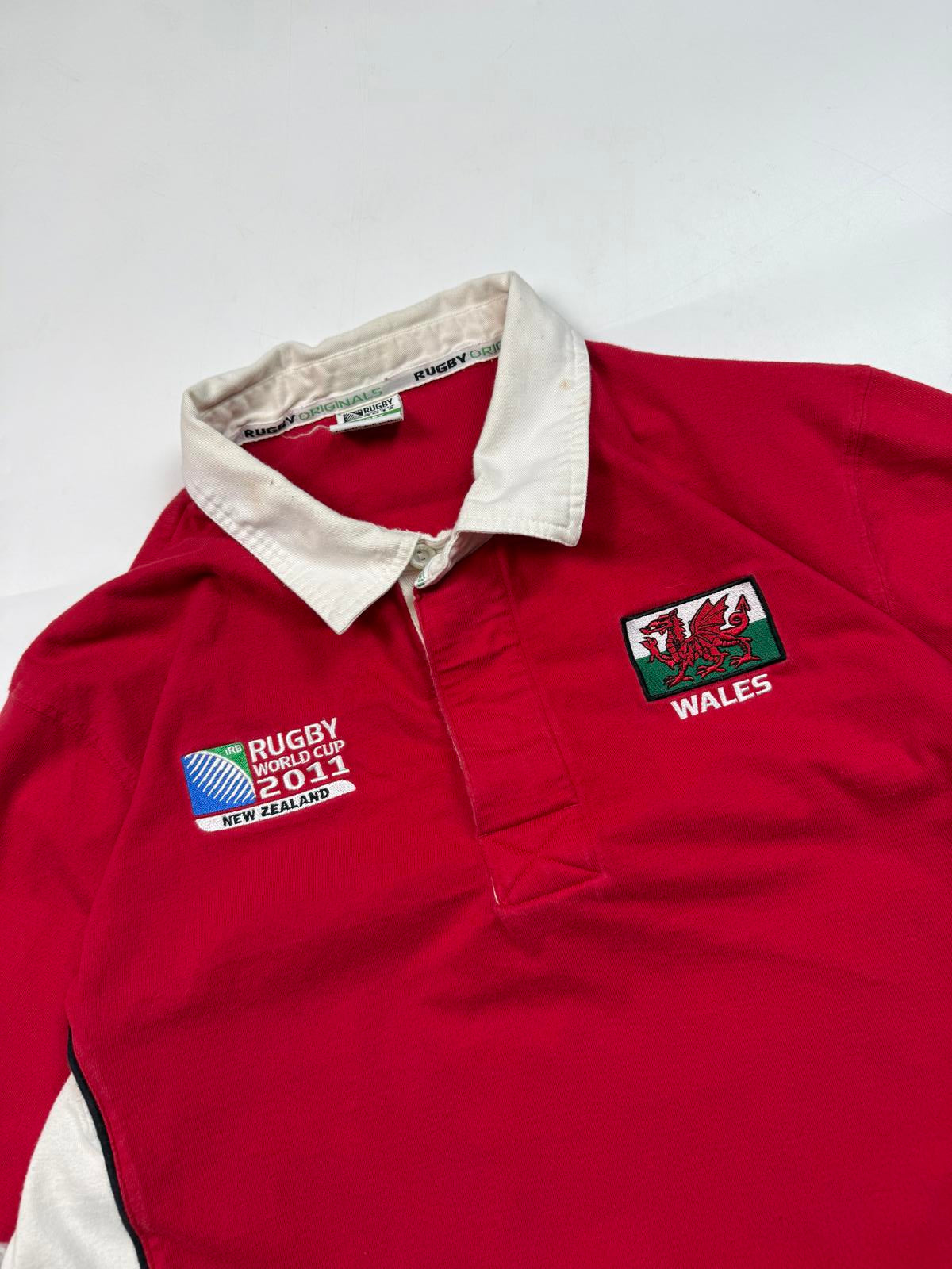 Wales world cup 2011 rugby union shirt (XL)