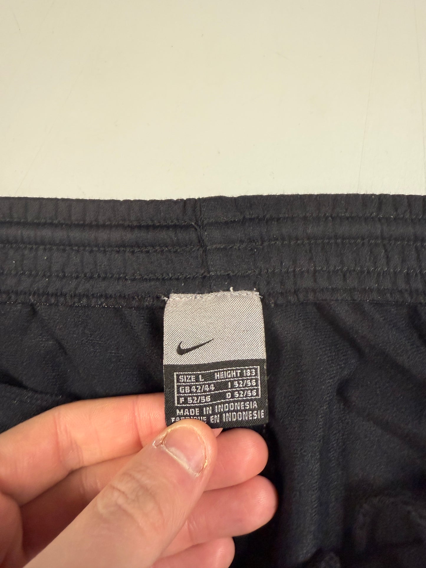 Vintage Nike baggy track pants (L)