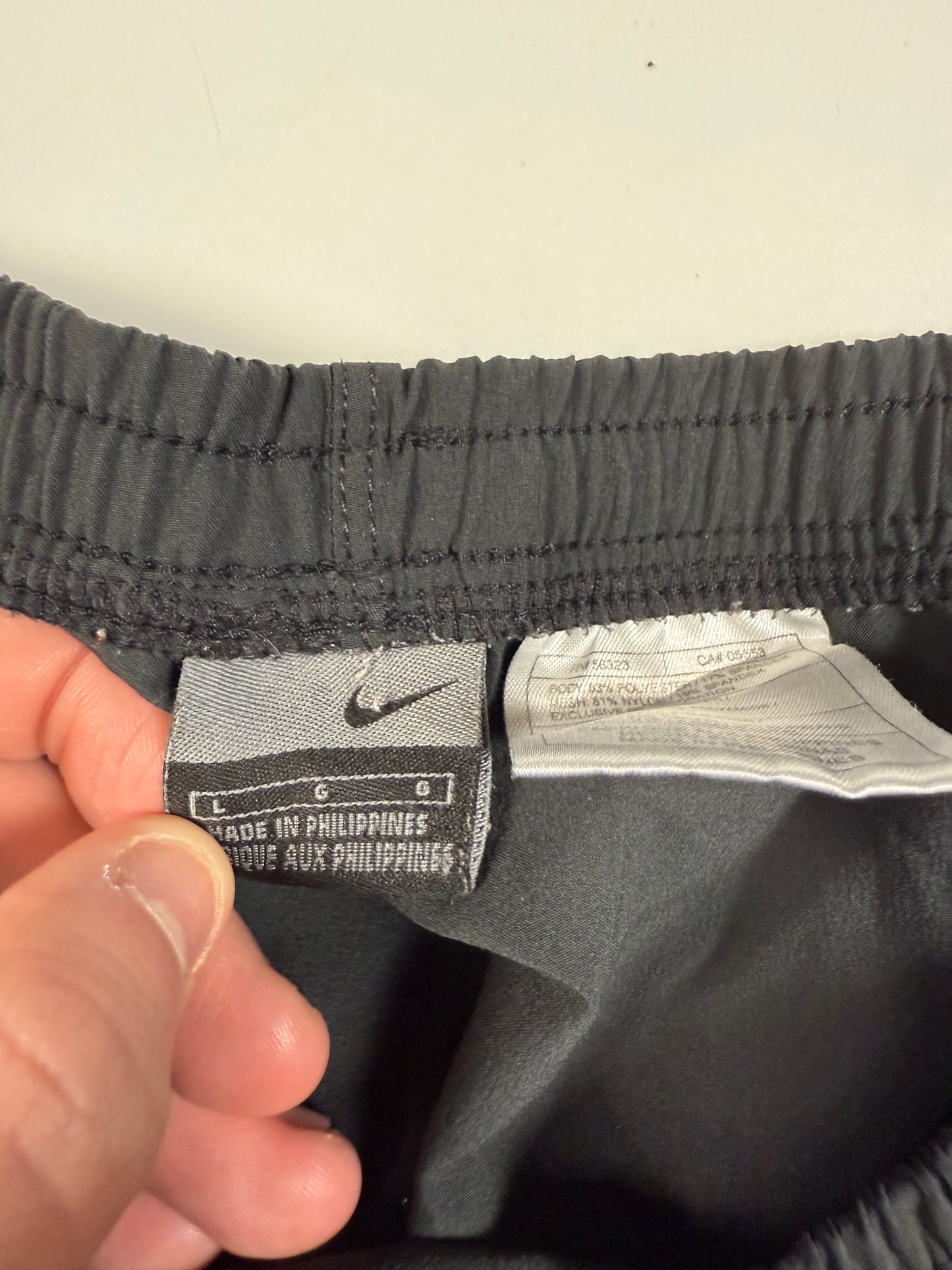 Vintage Nike baggy track pants (L)