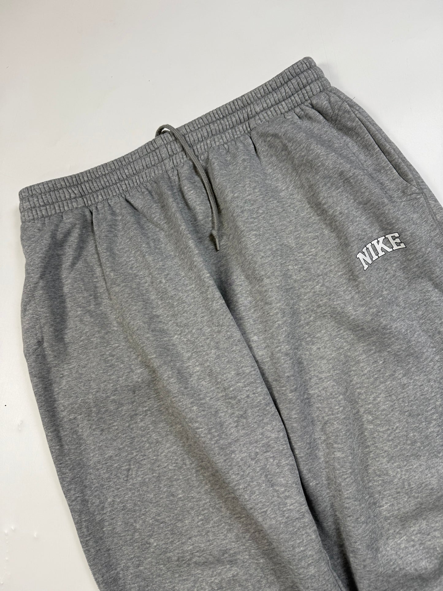 Vintage Nike baggy joggers (XL)