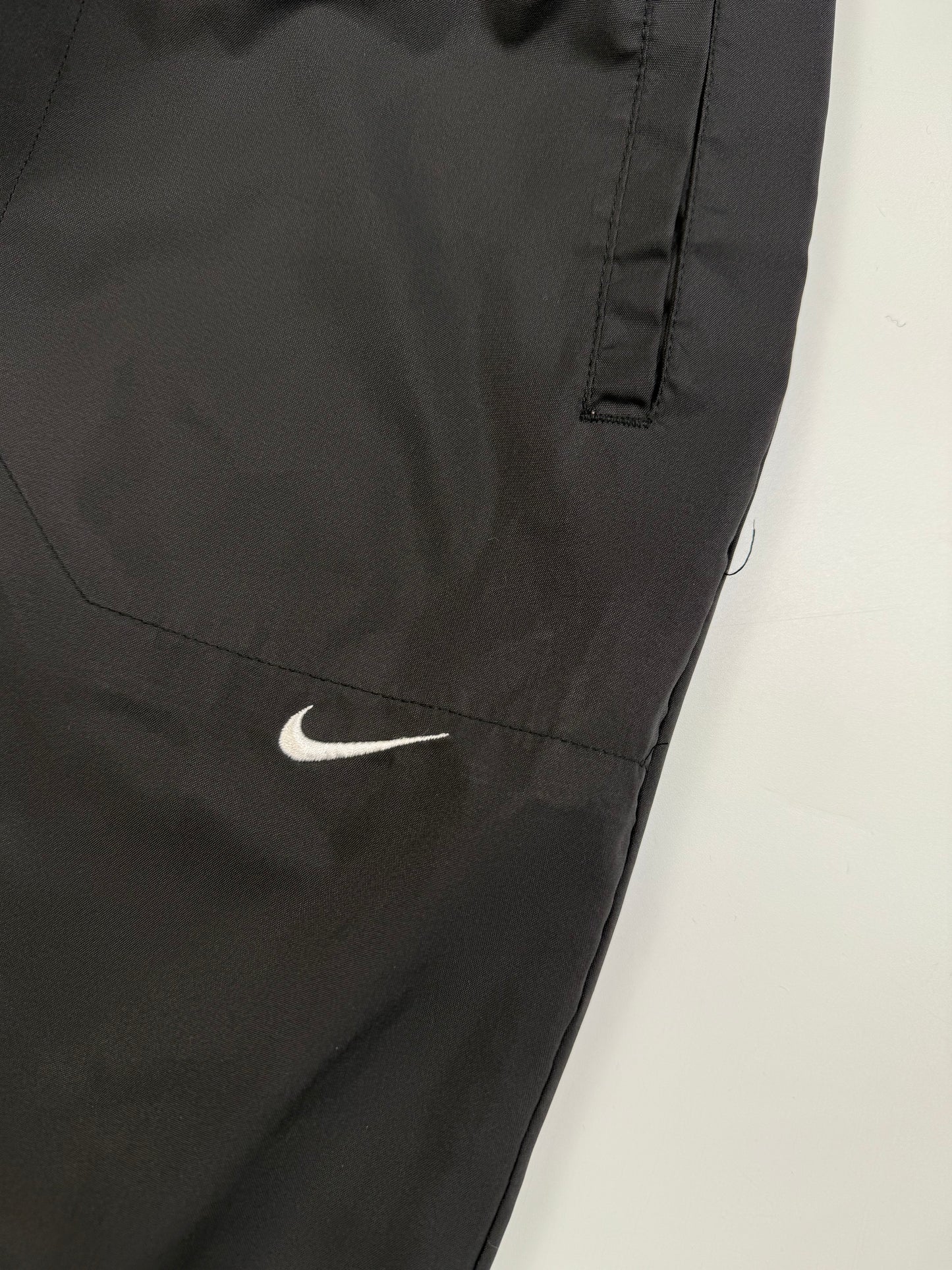 Vintage 90s Nike baggy track pants (S)