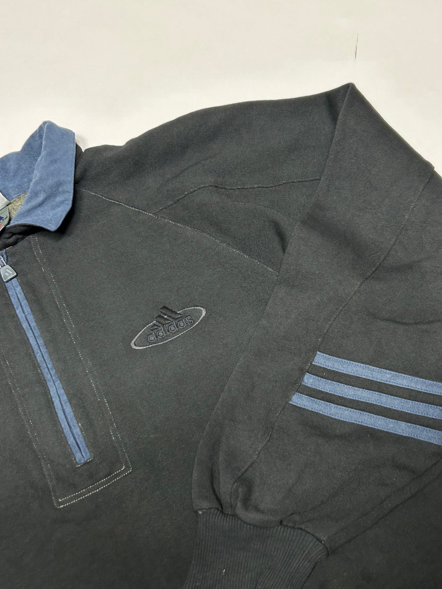 Vintage 90s Adidas quarter zip sweatshirt (M)